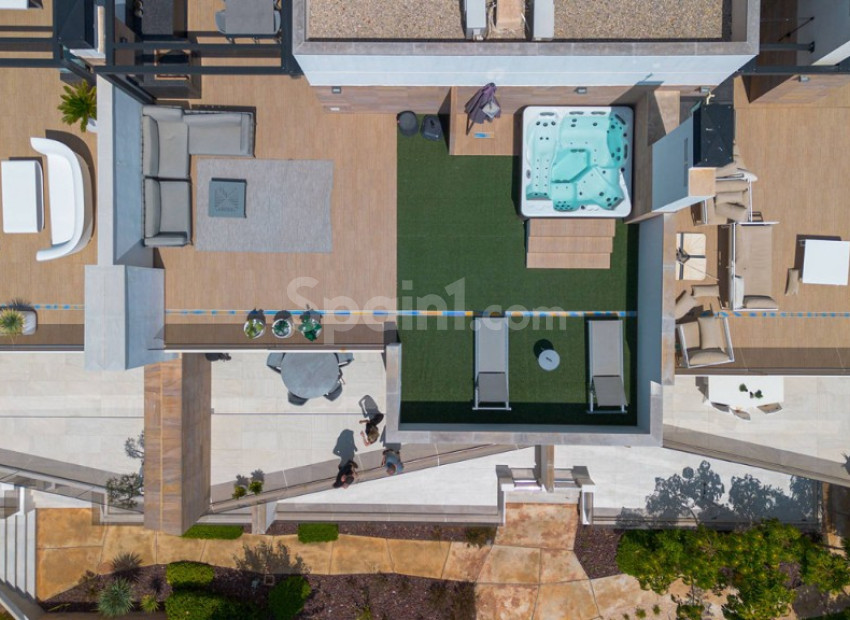 Resale - Apartment -
Cabo Roig