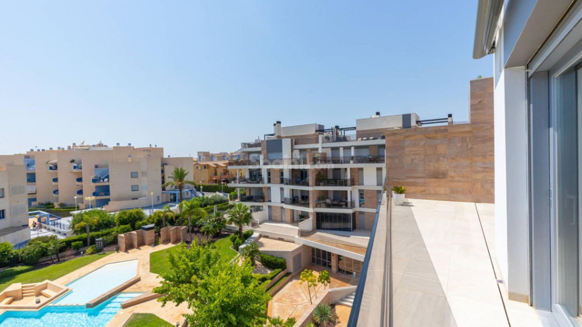 Resale - Apartment -
Cabo Roig