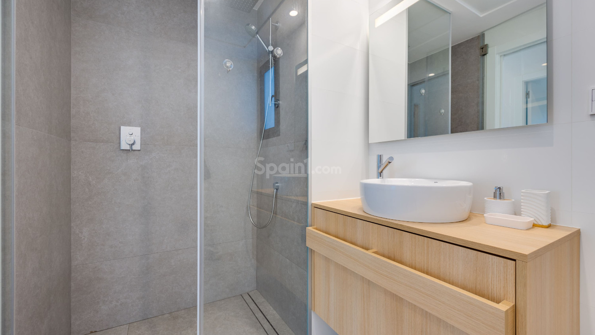 Resale - Apartment -
Campoamor - Las Colinas Golf and Country Club