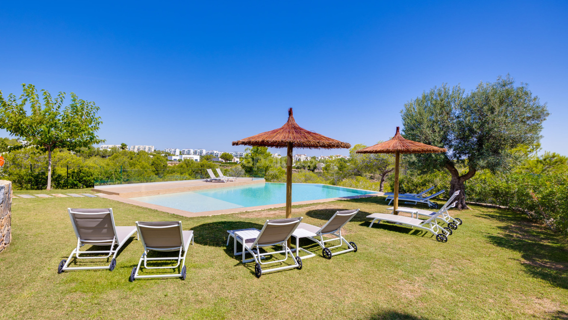 Resale - Apartment -
Campoamor - Las Colinas Golf and Country Club