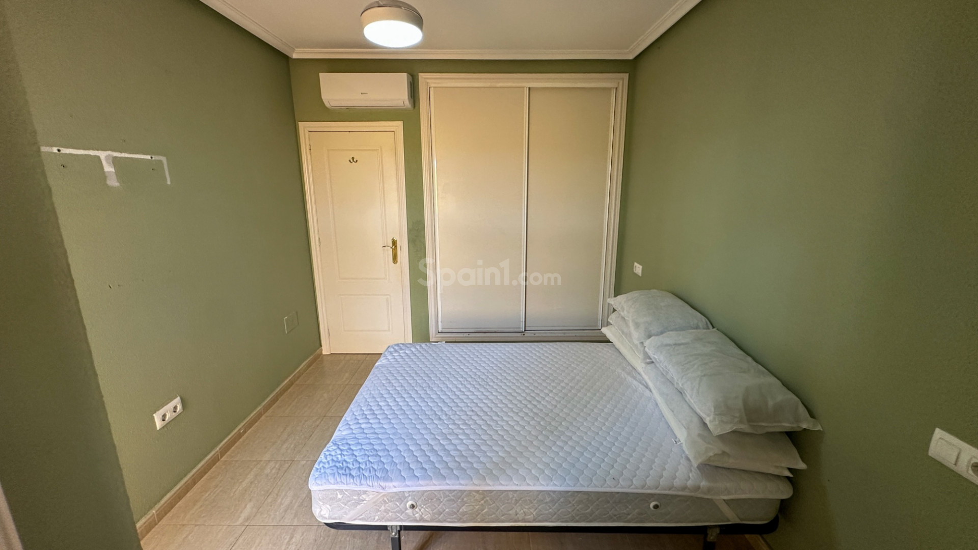Resale - Apartment -
Daya Nueva - Costa Blanca Sur