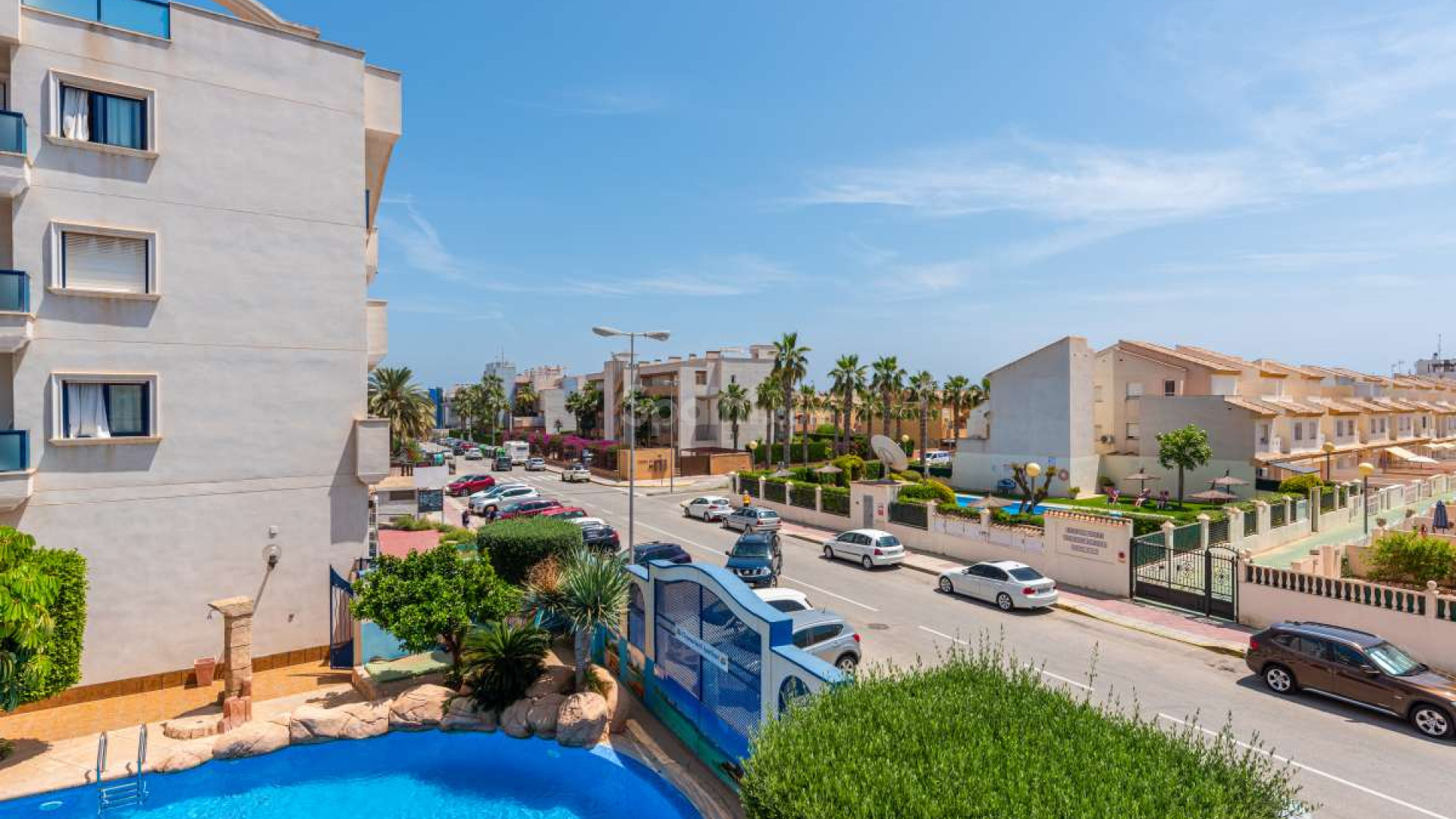 Resale - Apartment -
Dehesa de Campoamor - Campoamor