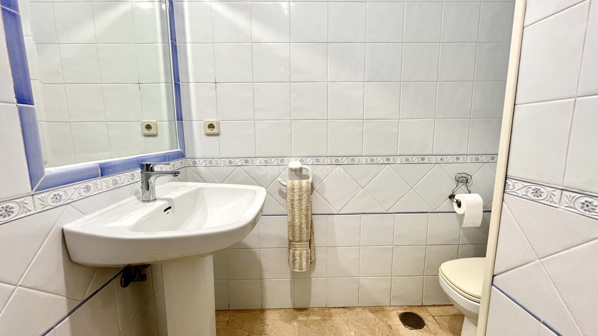 Resale - Apartment -
Dehesa de Campoamor - Campoamor