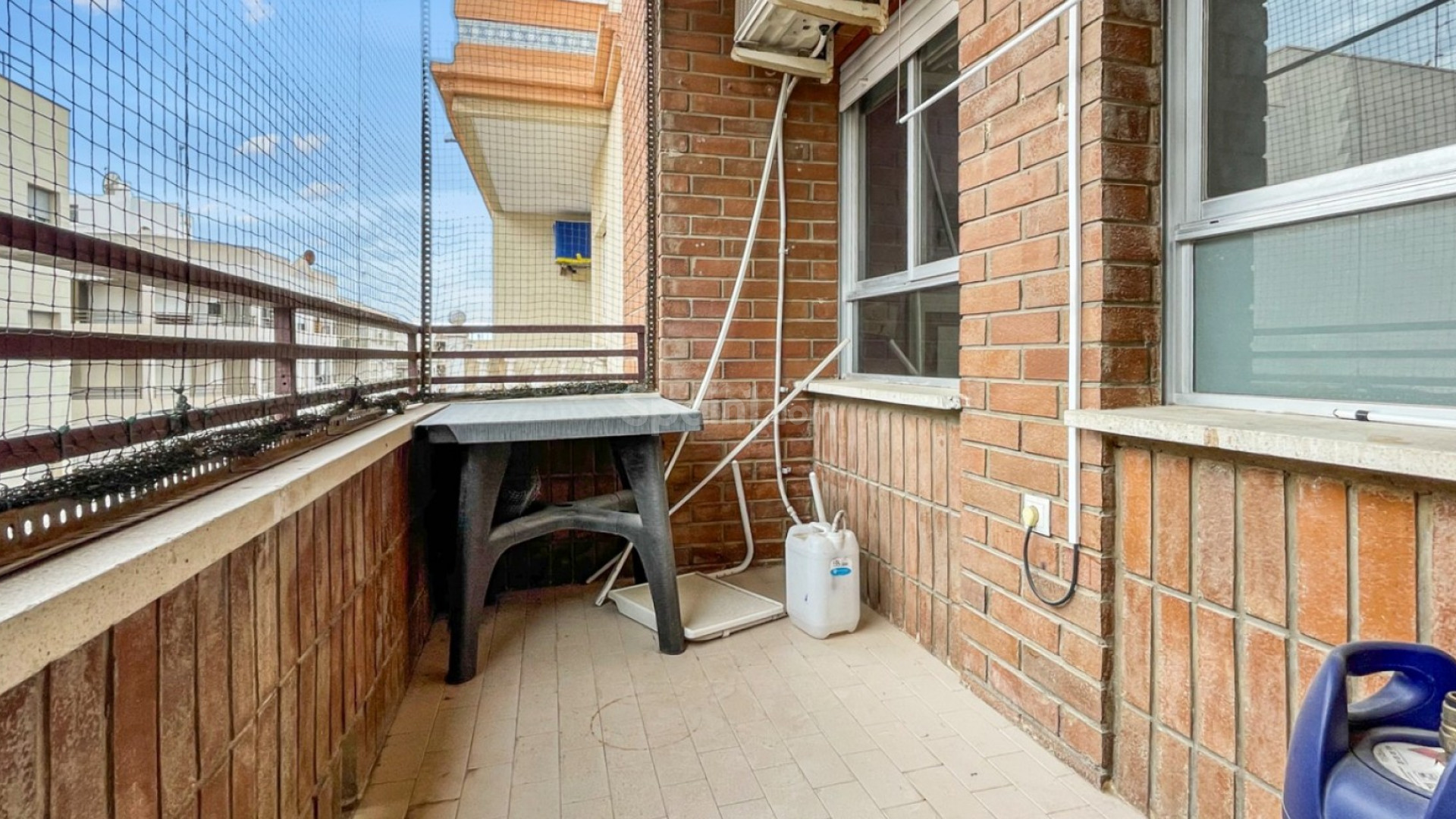Resale - Apartment -
Guardamar del Segura - Pueblo