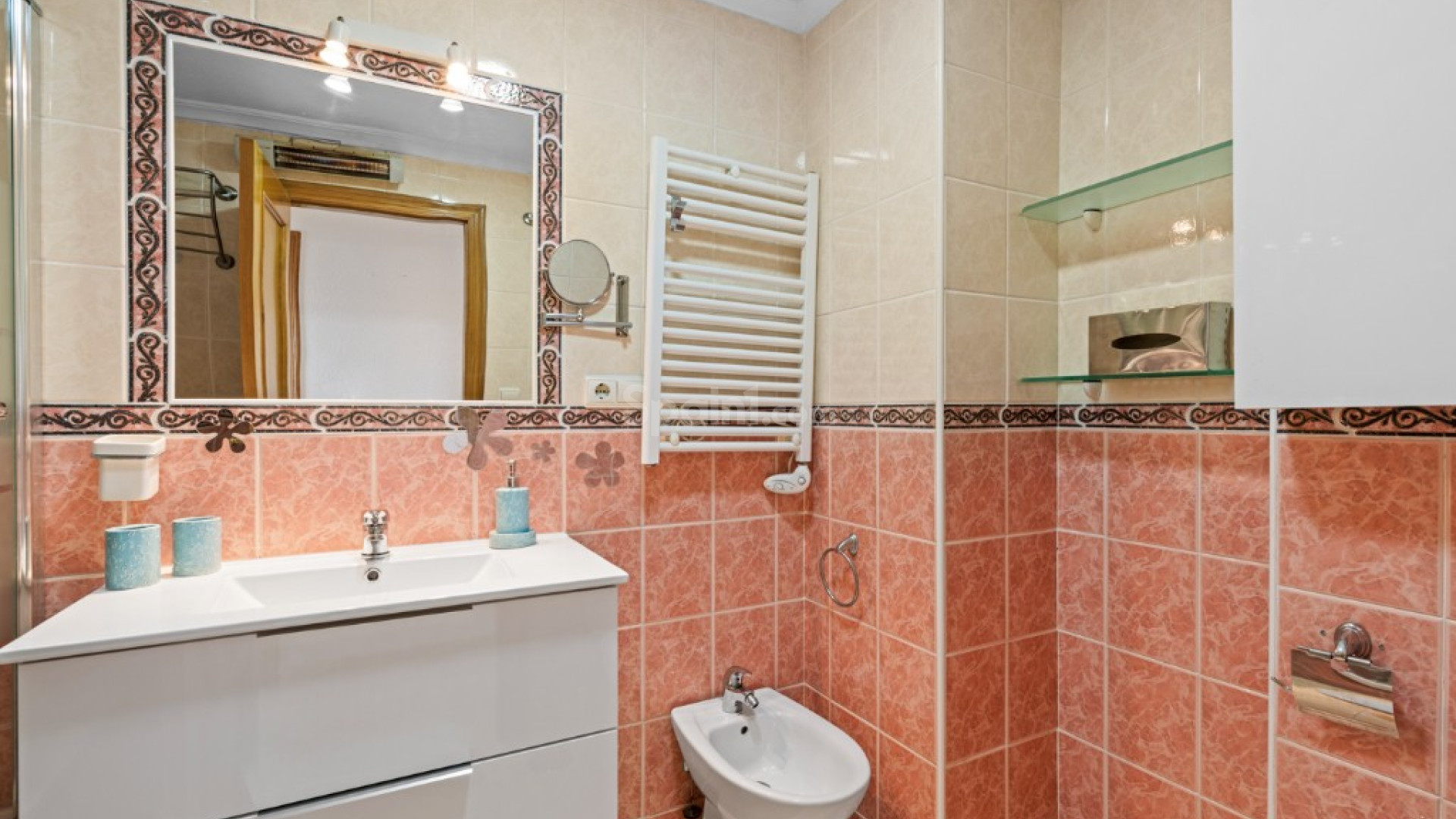 Resale - Apartment -
Guardamar del Segura