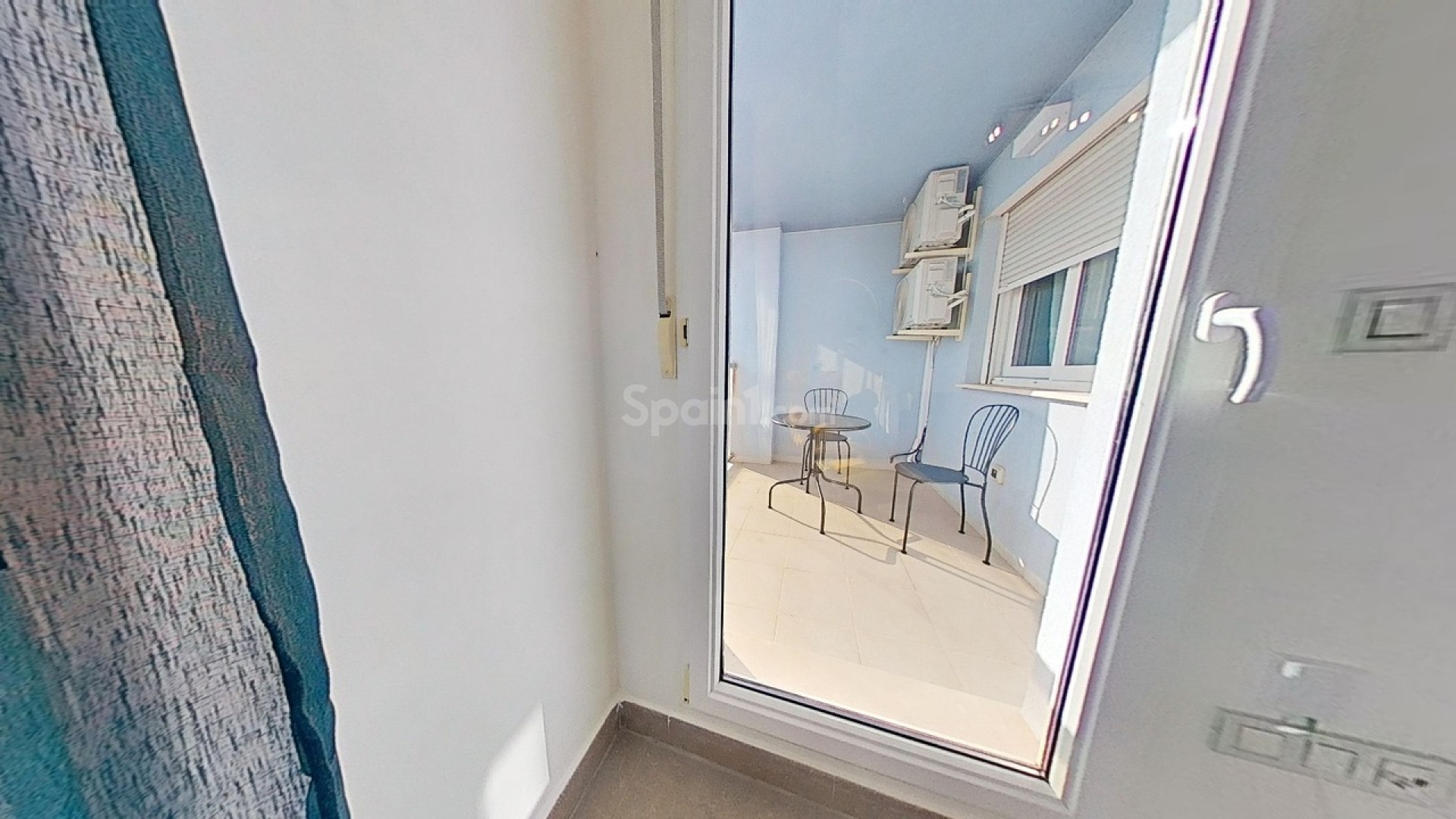 Resale - Apartment -
La Manga del Mar Menor - La Manga