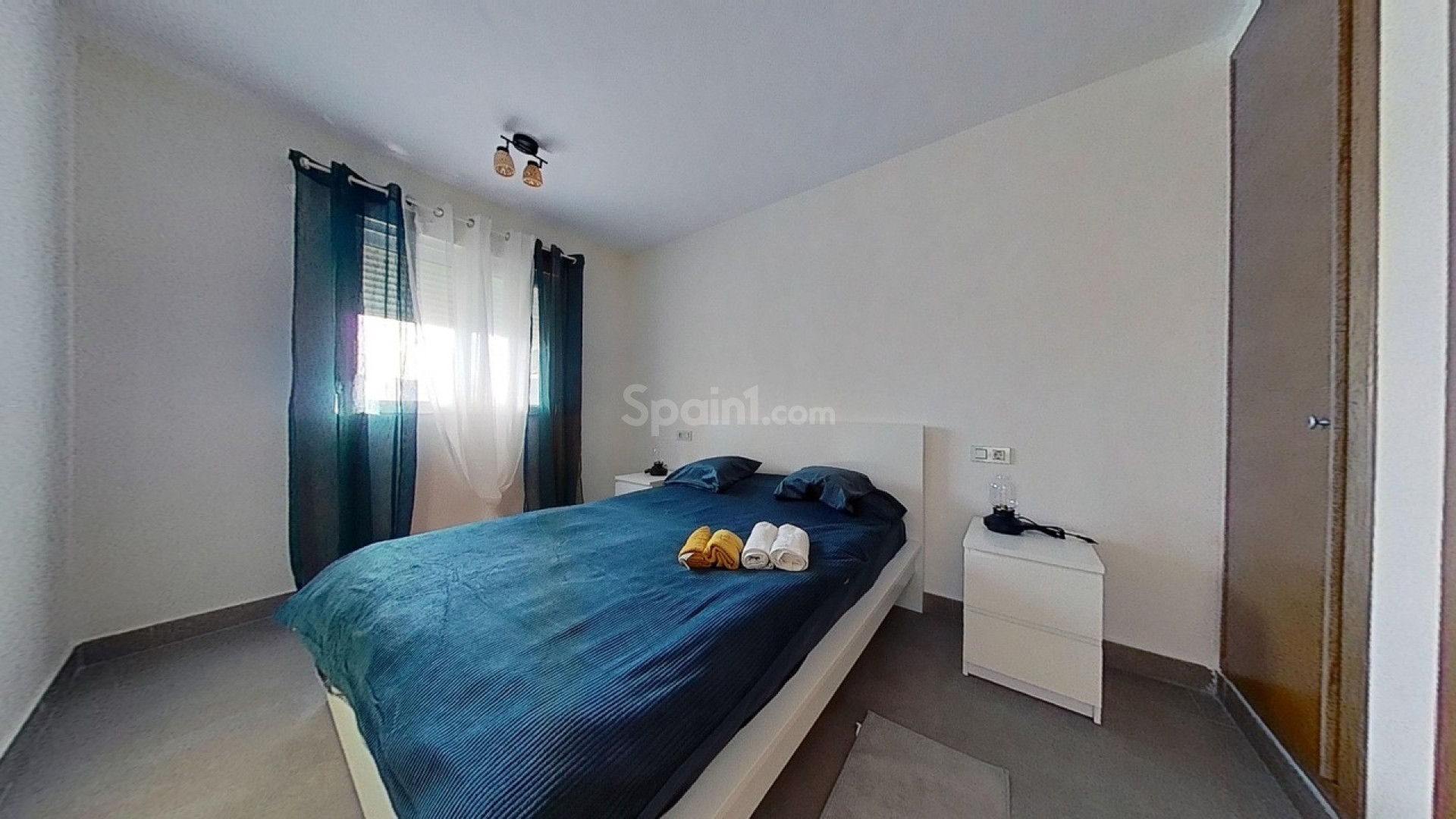 Resale - Apartment -
La Manga del Mar Menor - La Manga