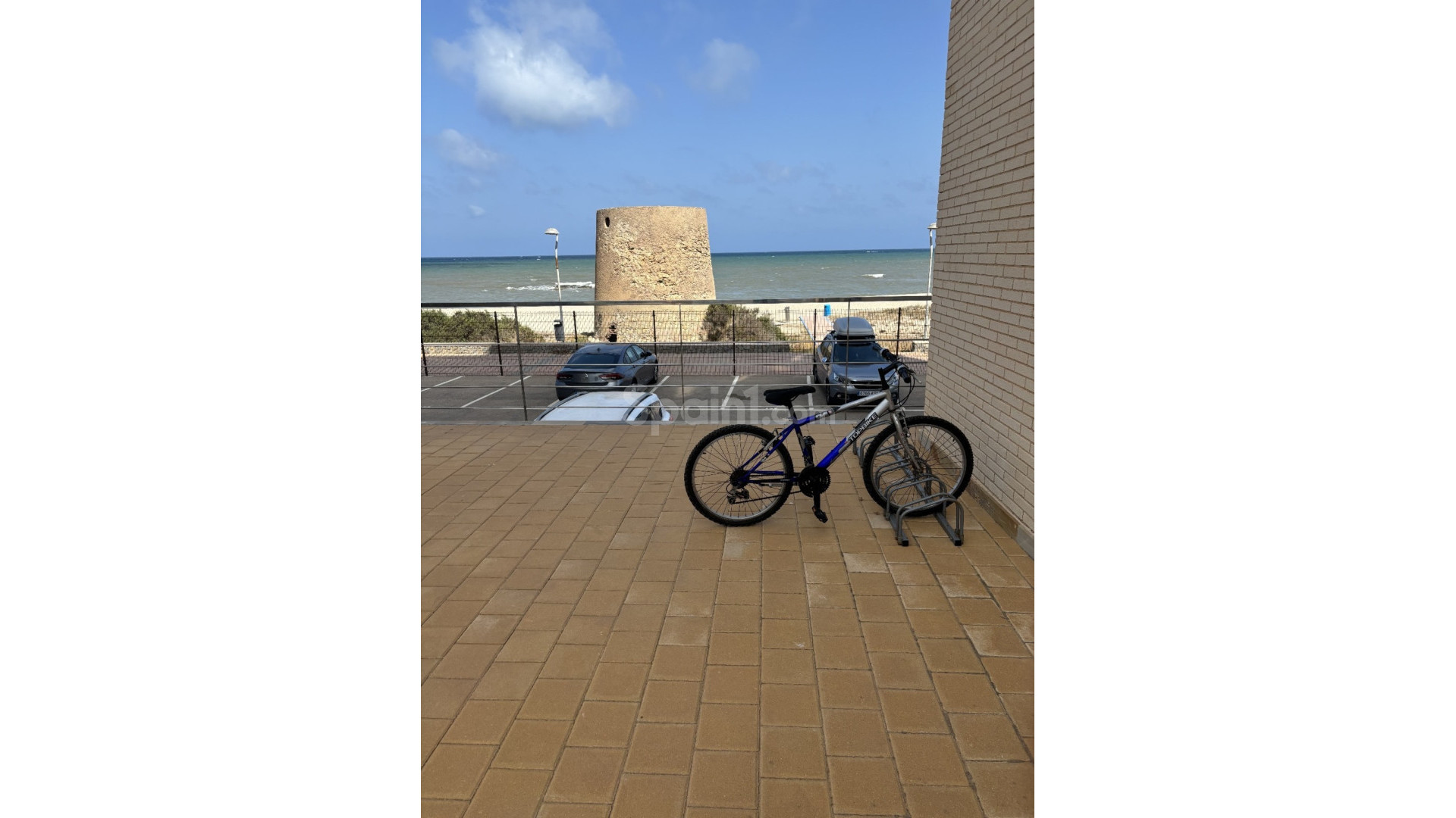 Resale - Apartment -
La Manga del Mar Menor - La Manga
