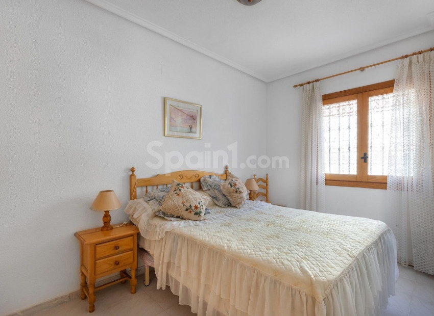 Resale - Apartment -
La Mata