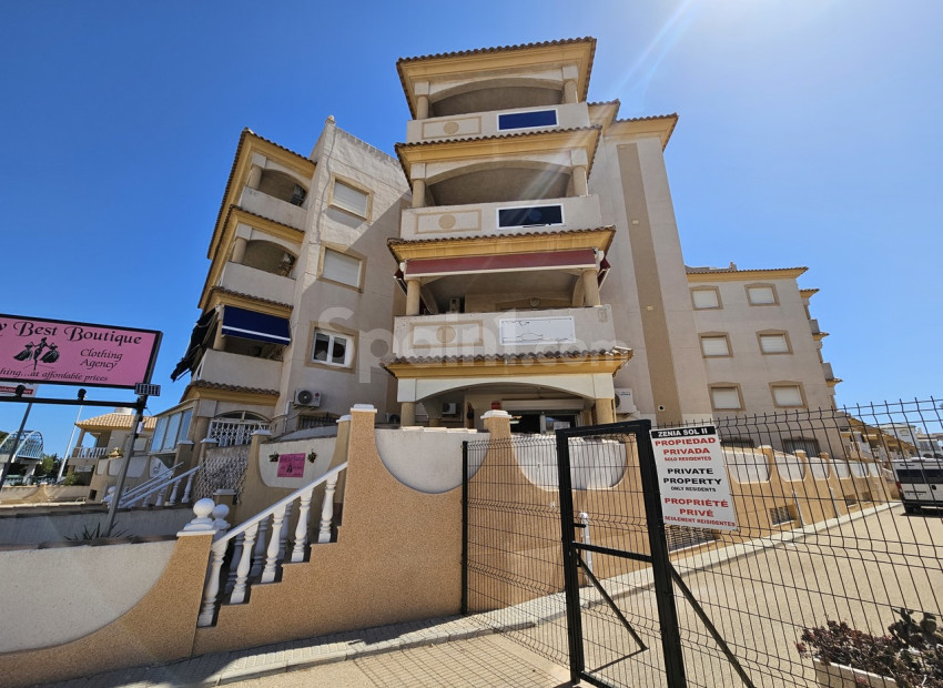 Resale - Apartment -
La Zenia