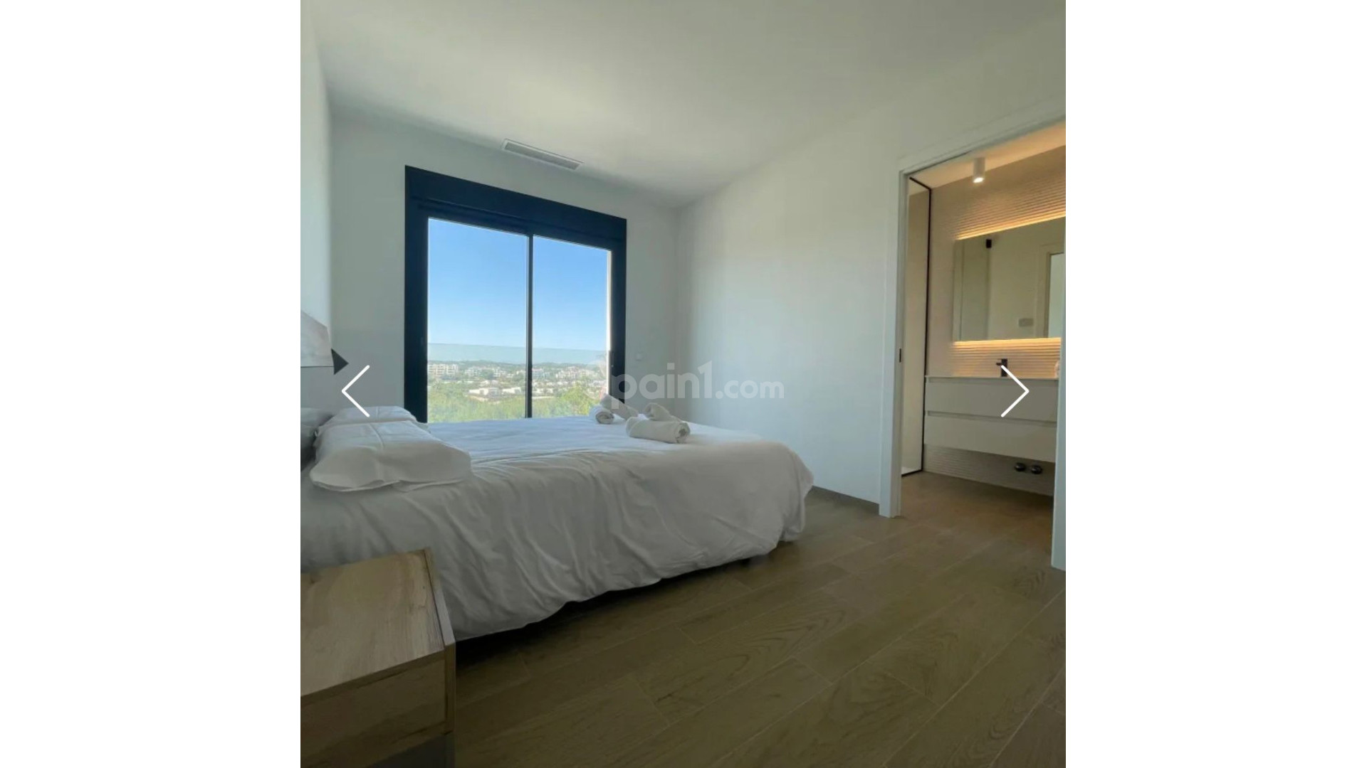 Resale - Apartment -
Las Colinas Golf and Country Club - Las Colinas