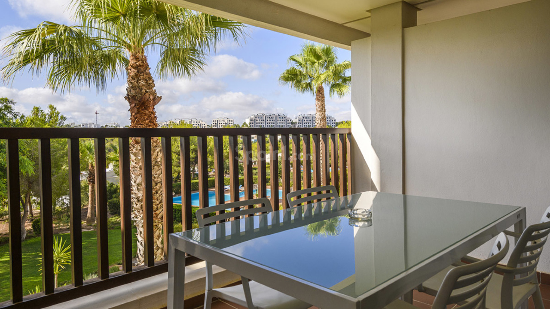Resale - Apartment -
Las Colinas Golf Resort