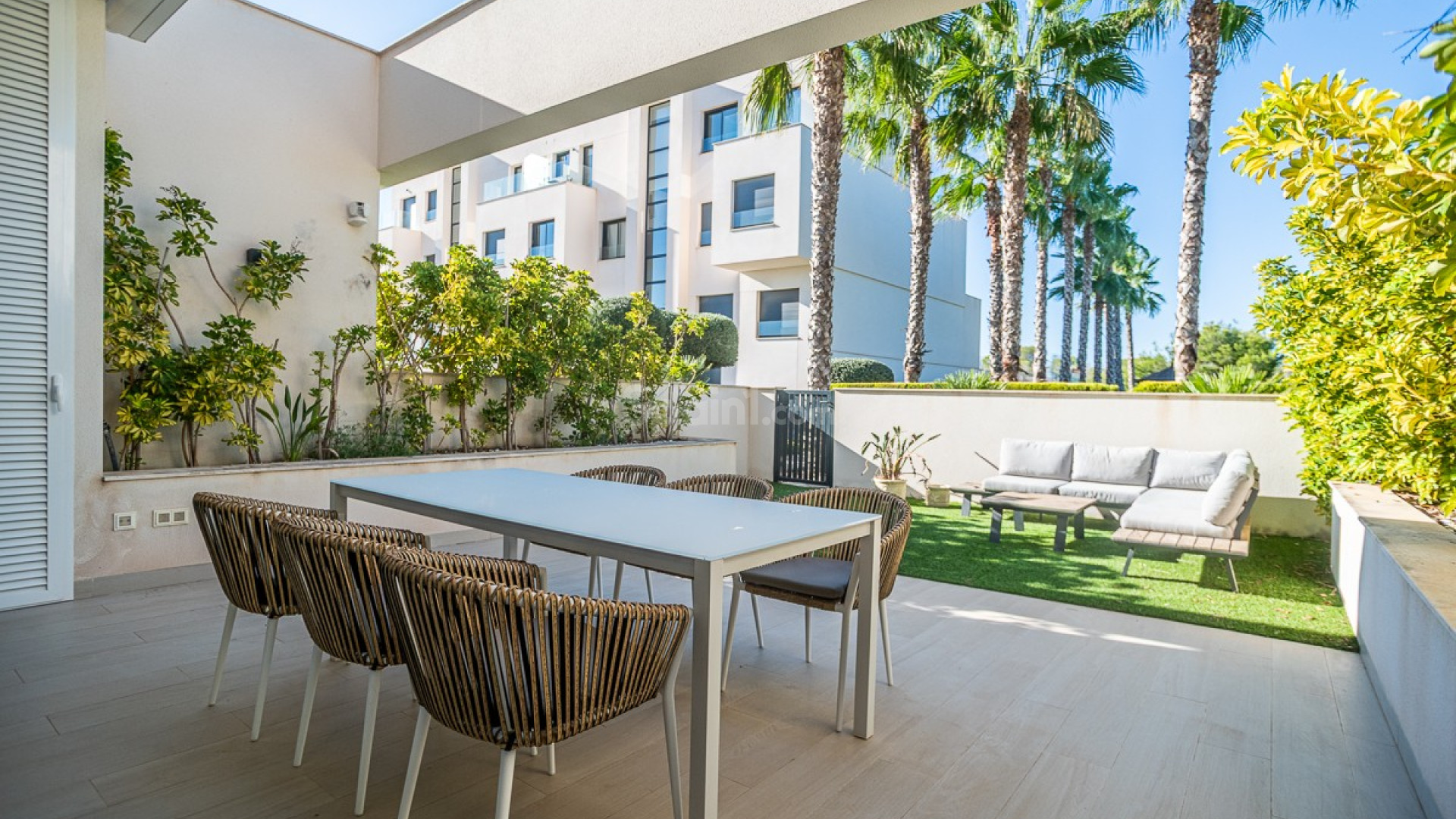 Resale - Apartment -
LAS COLINAS GOLF RESORT