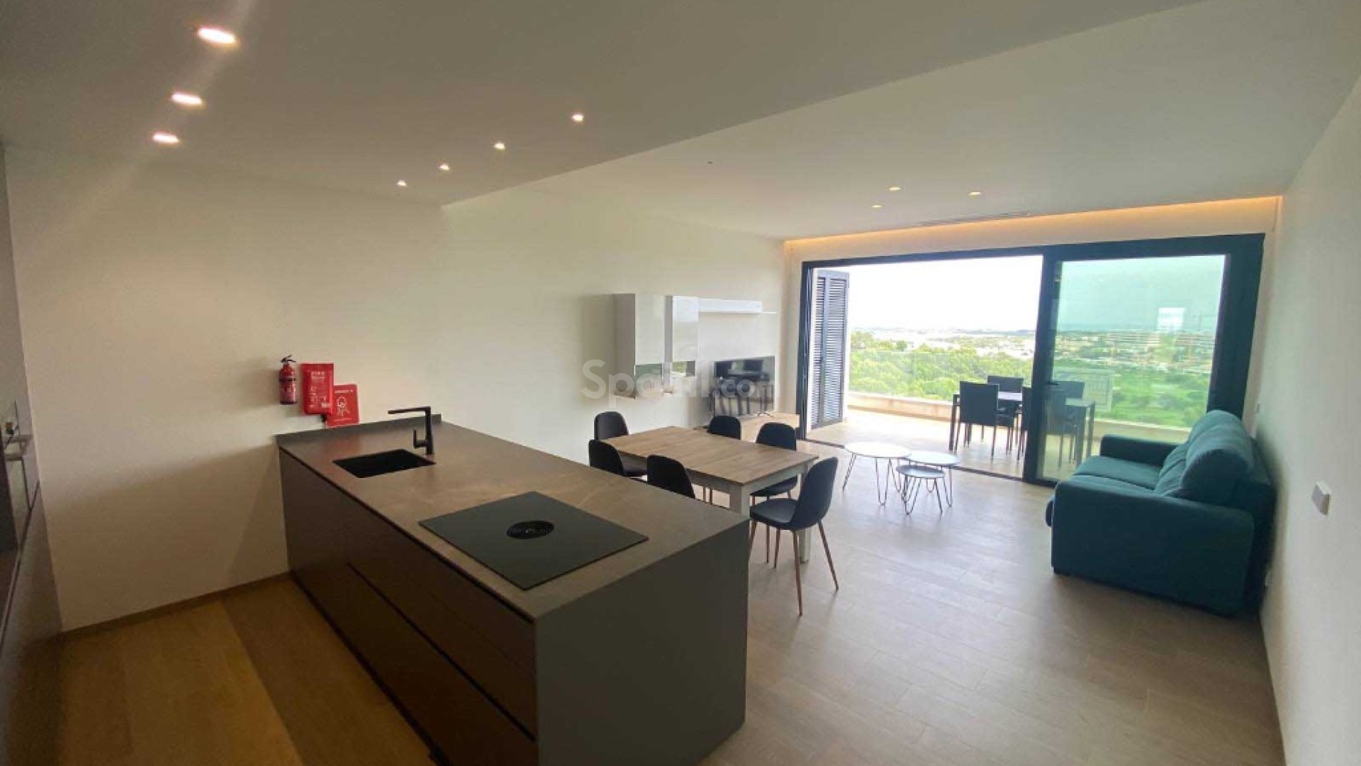 Resale - Apartment -
Las Colinas - Las Colinas Golf