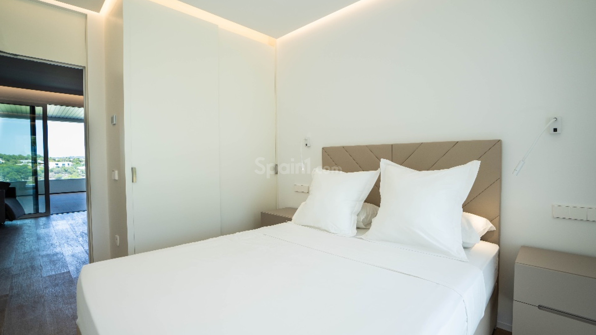 Resale - Apartment -
Las Colinas - Las Colinas Golf