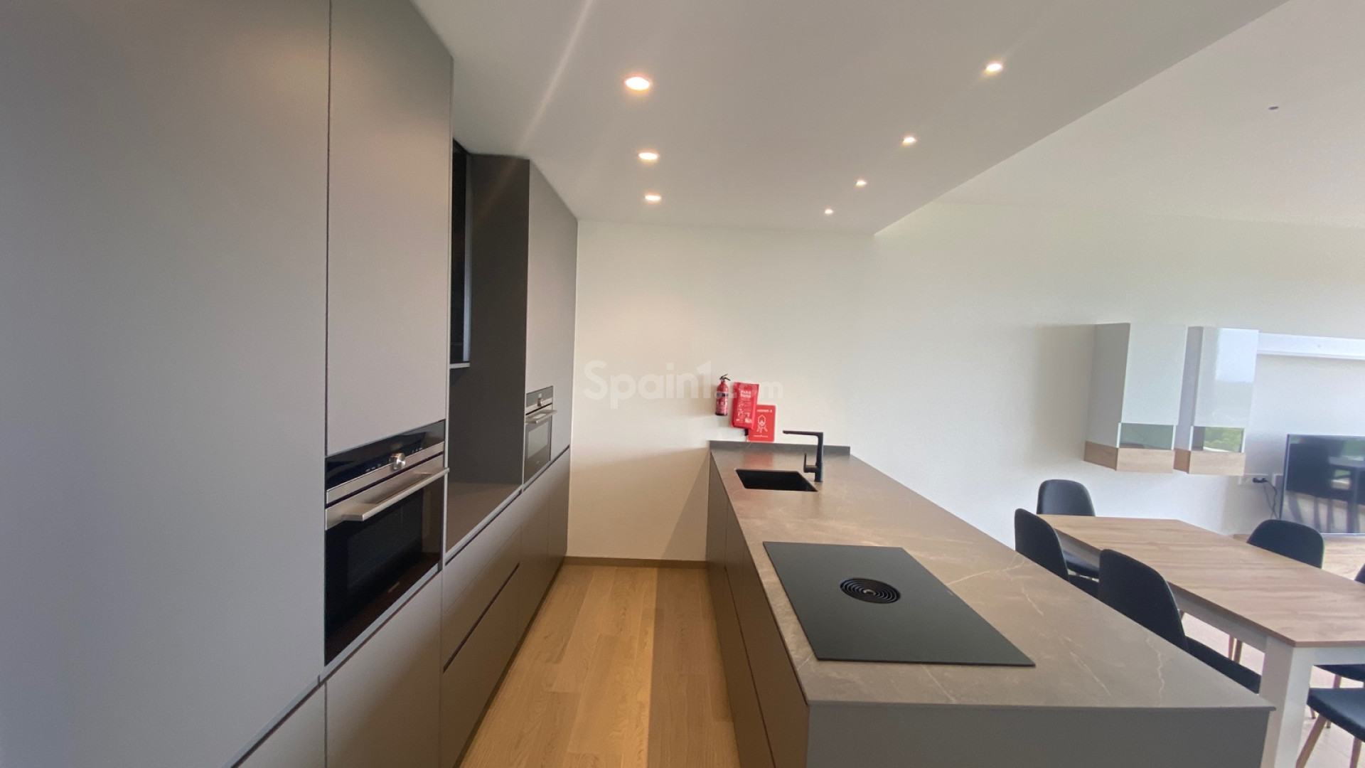 Resale - Apartment -
Las Colinas