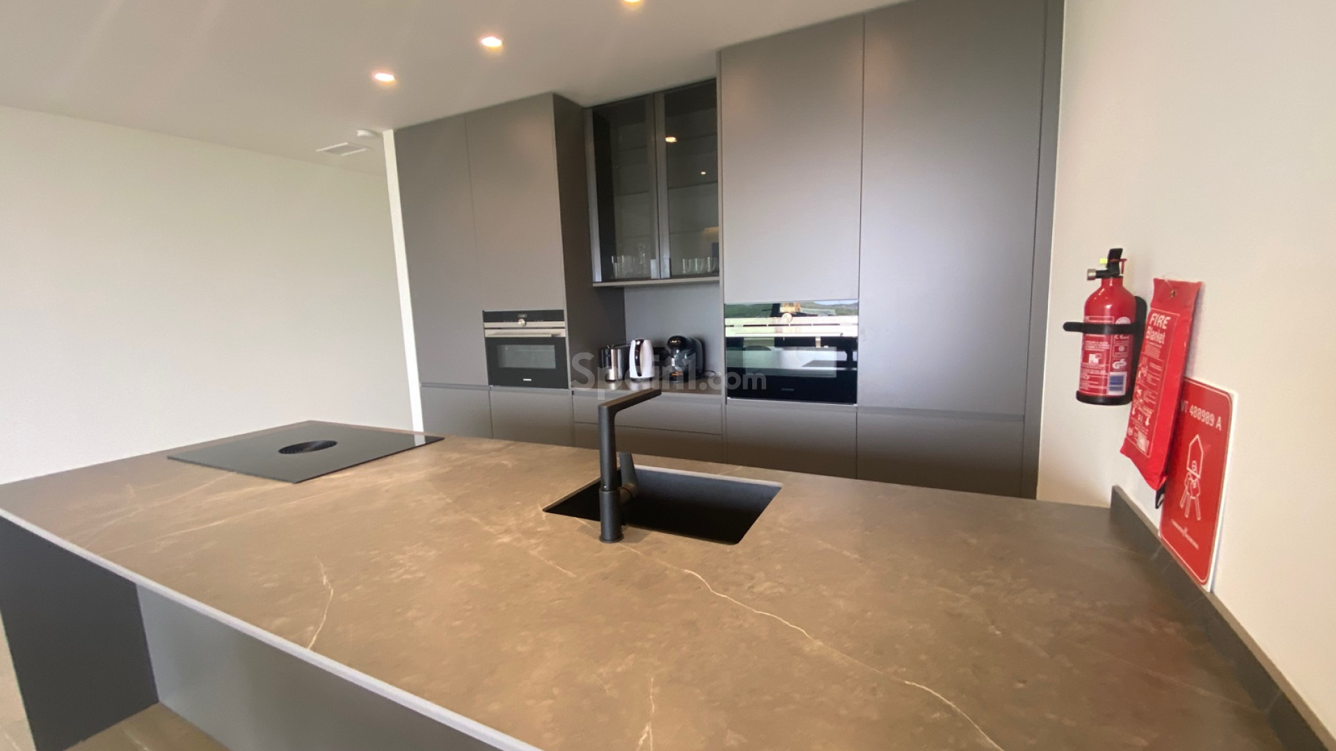 Resale - Apartment -
Las Colinas