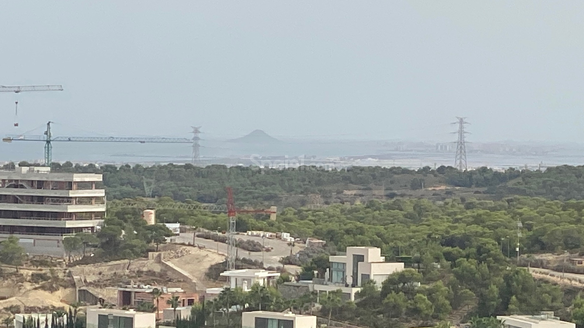 Resale - Apartment -
Las Colinas