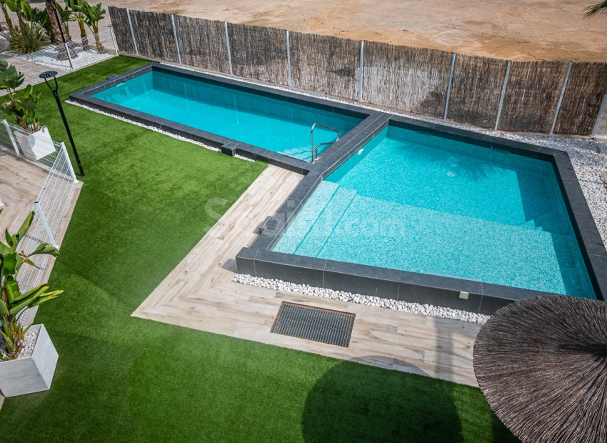 Resale - Apartment -
Lo Crispin