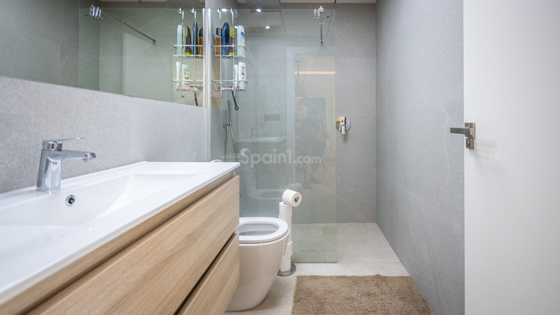 Resale - Apartment -
Lo Crispin