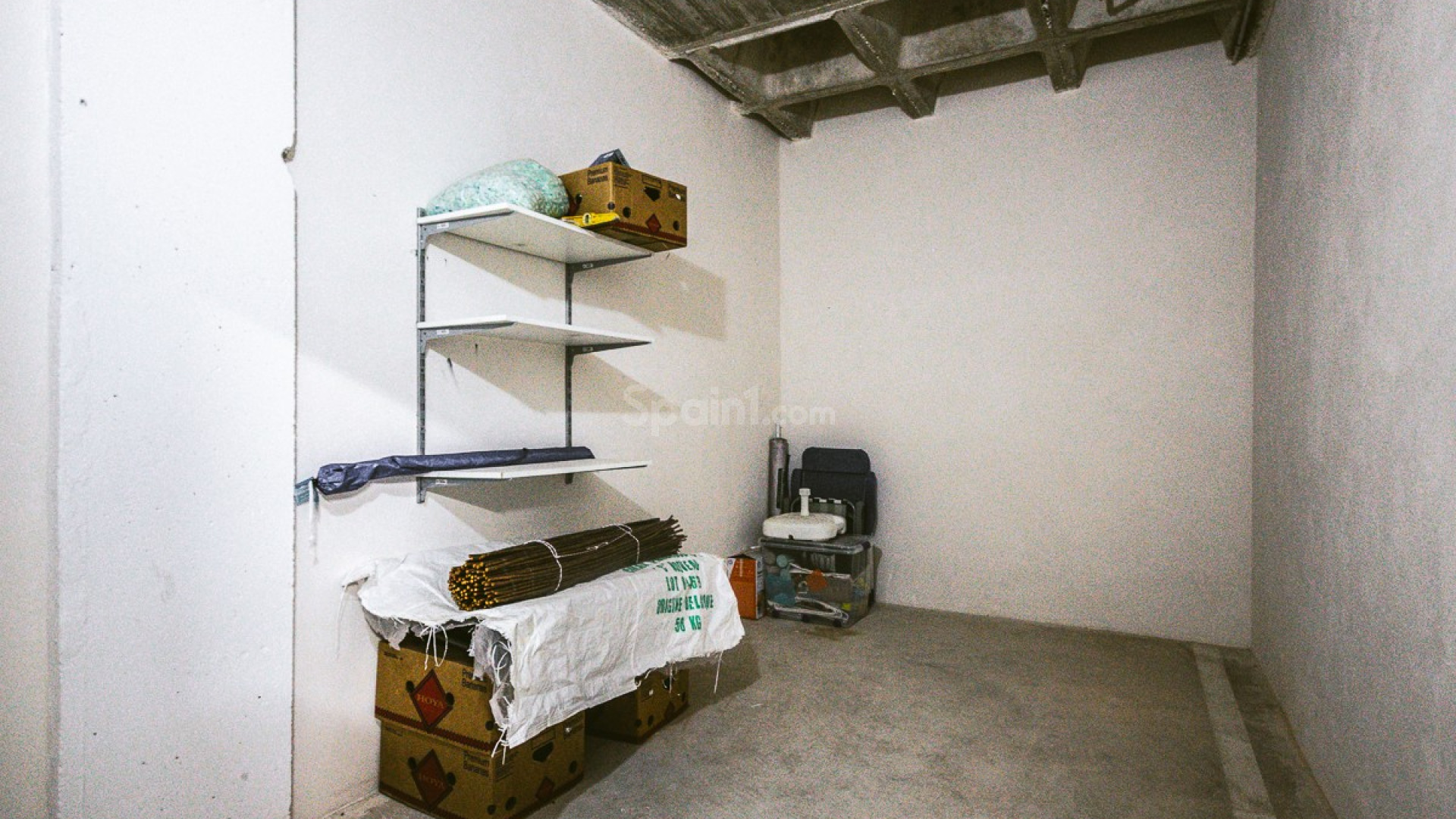 Resale - Apartment -
Lo Crispin