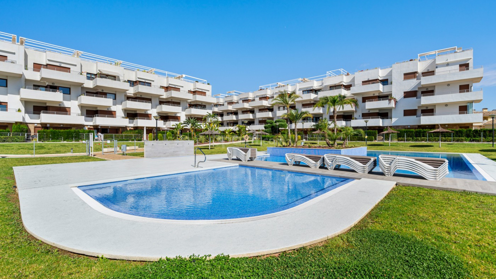 Resale - Apartment -
Lomas de Cabo Roig