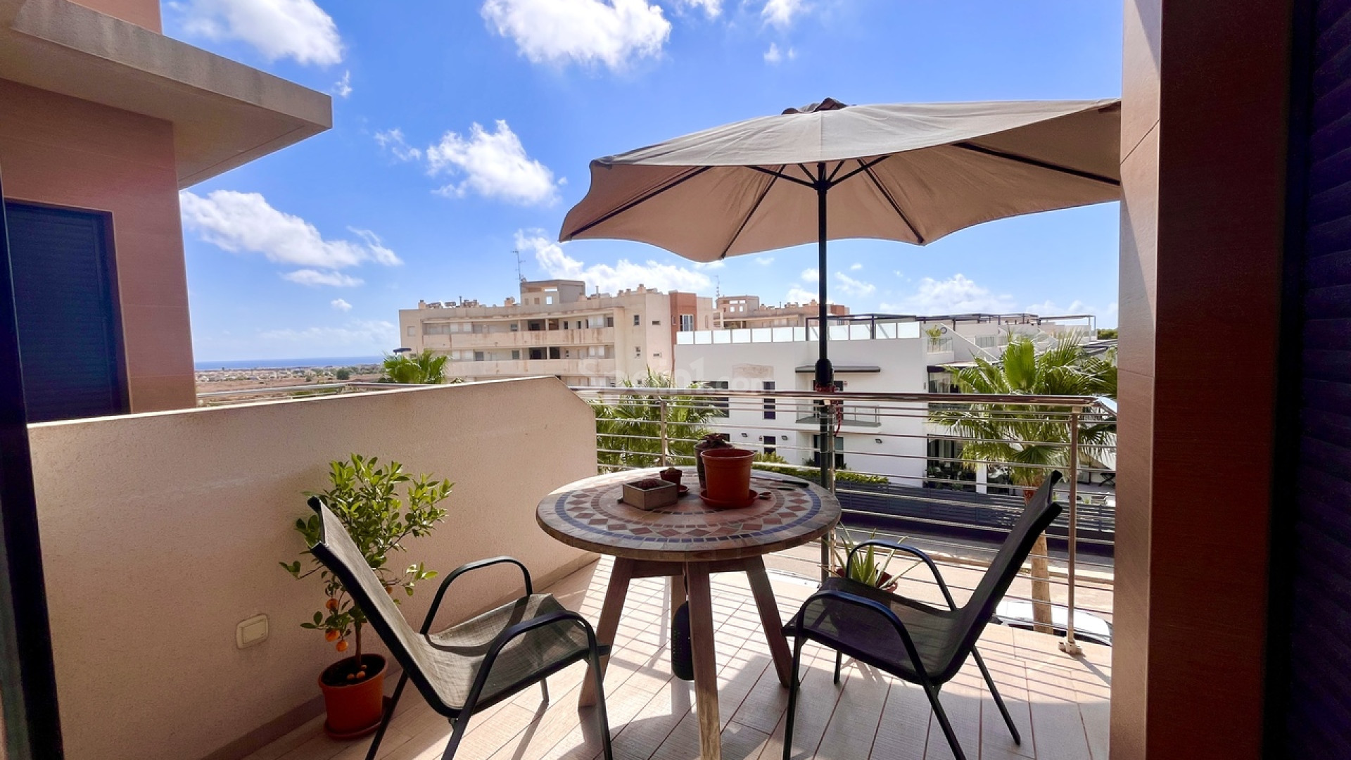 Resale - Apartment -
Los Dolses