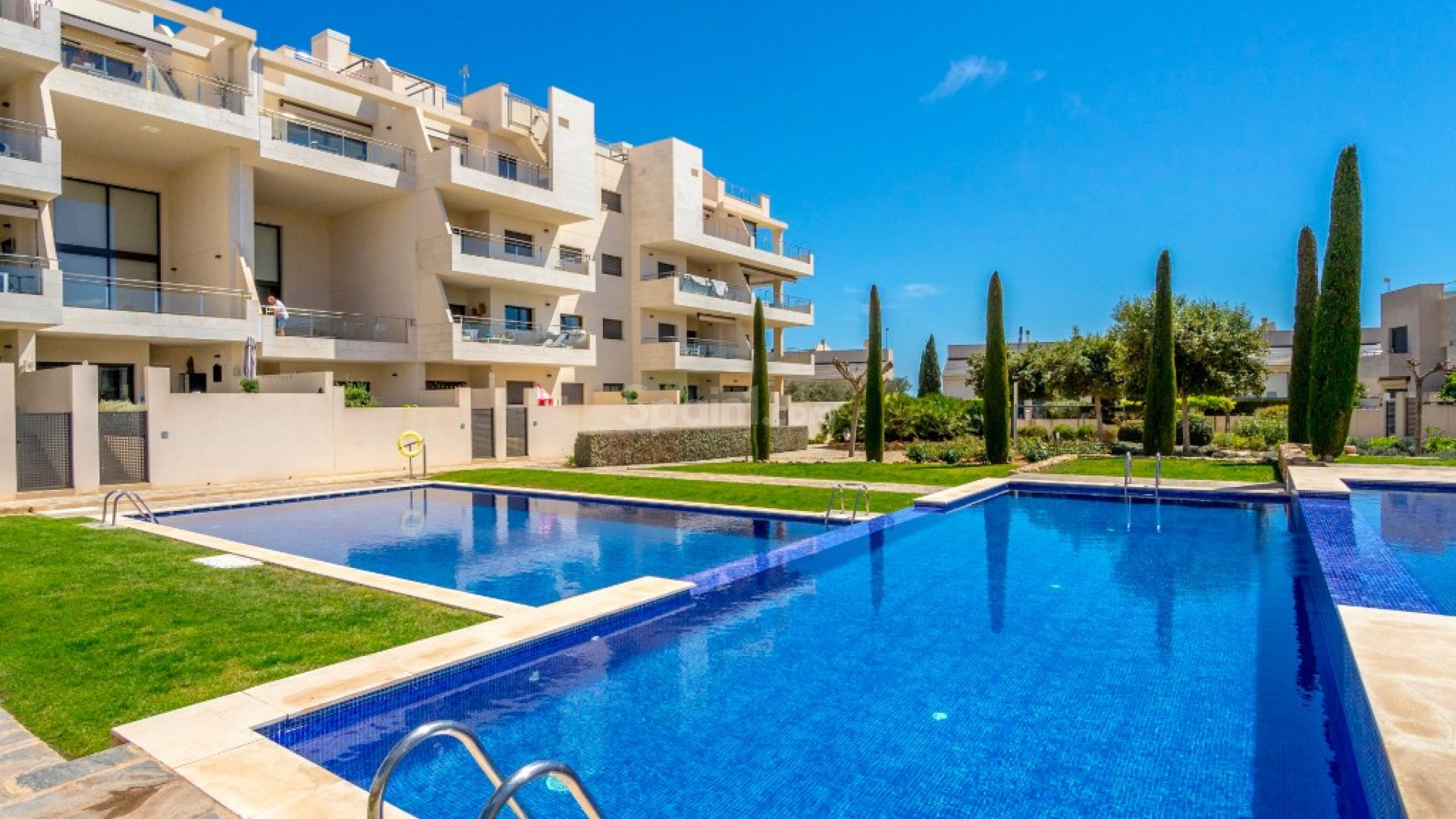 Resale - Apartment -
Los Dolses