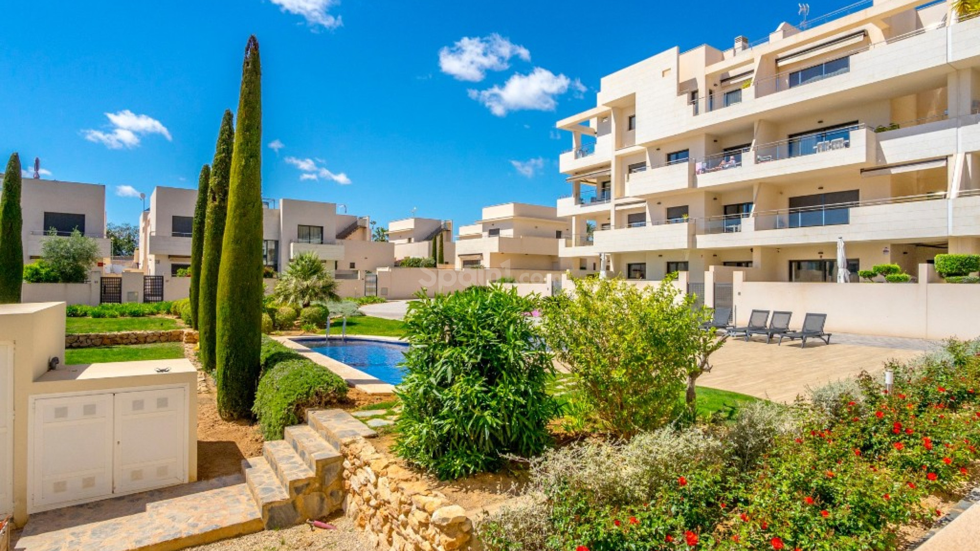 Resale - Apartment -
Los Dolses