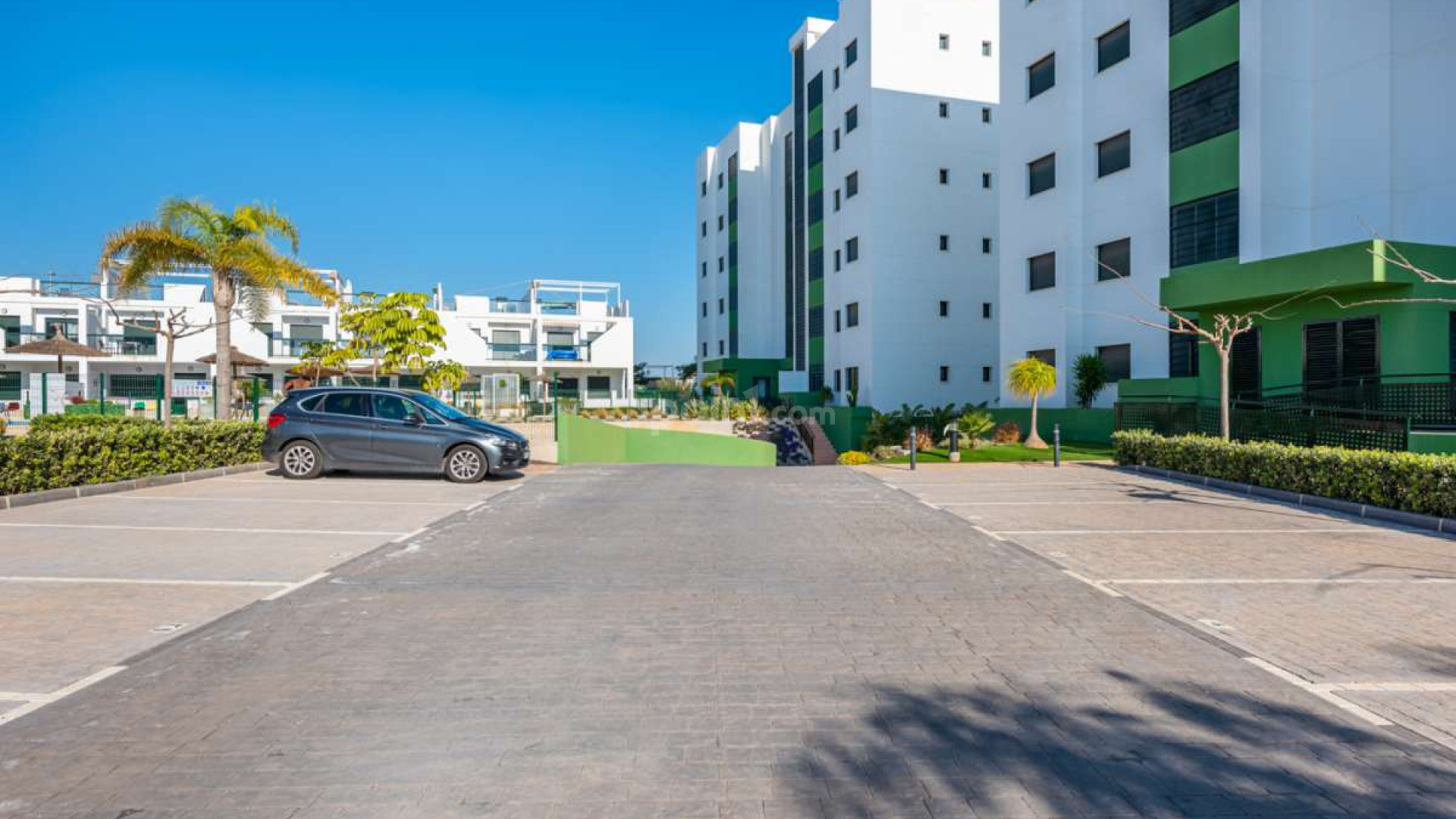 Resale - Apartment -
Mil Palmeras