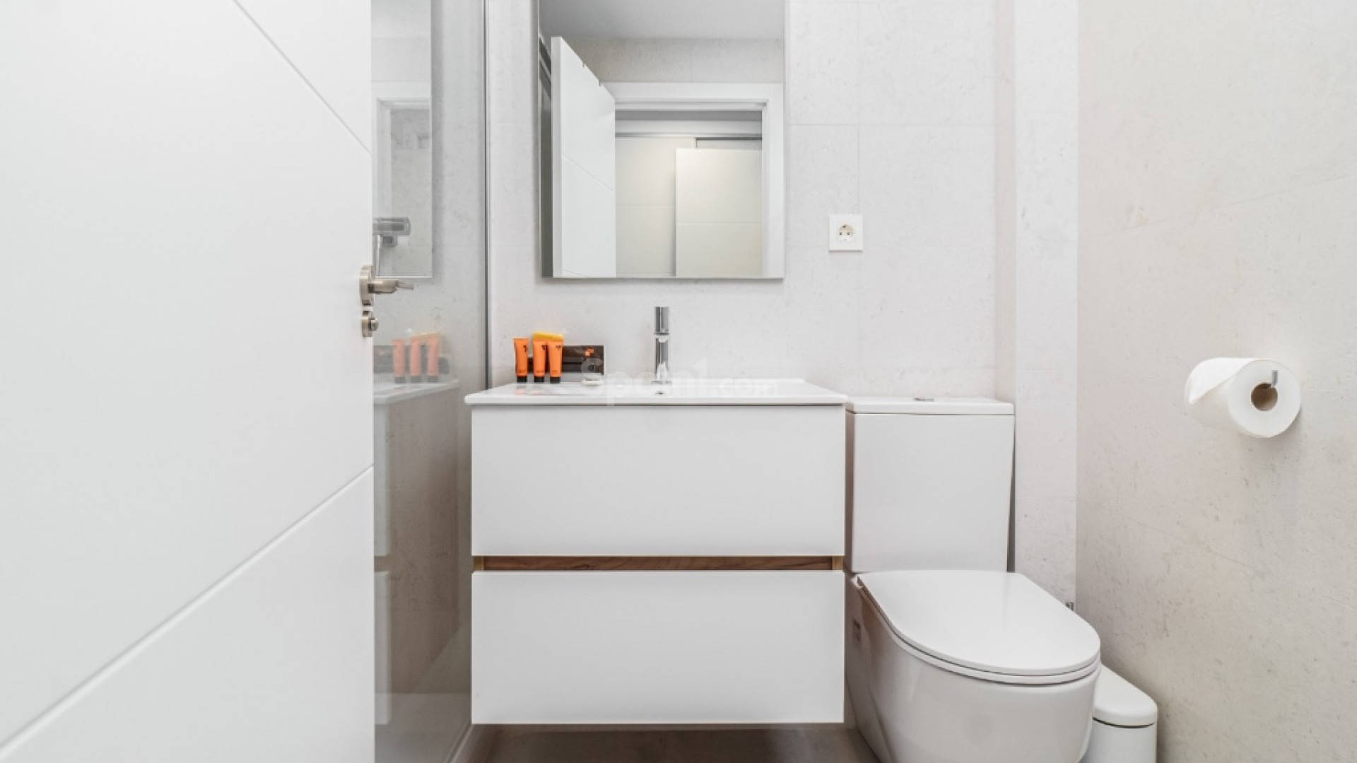 Resale - Apartment -
Mil Palmeras