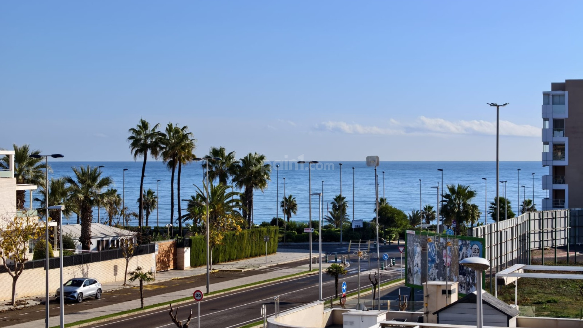 Resale - Apartment -
Mil Palmeras