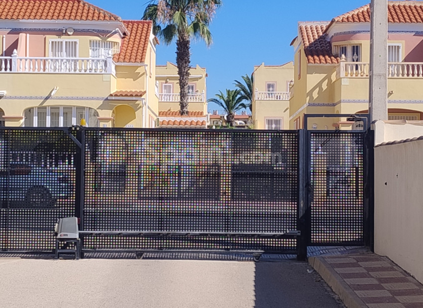 Resale - Apartment -
Orihuela - Costa Blanca Sur
