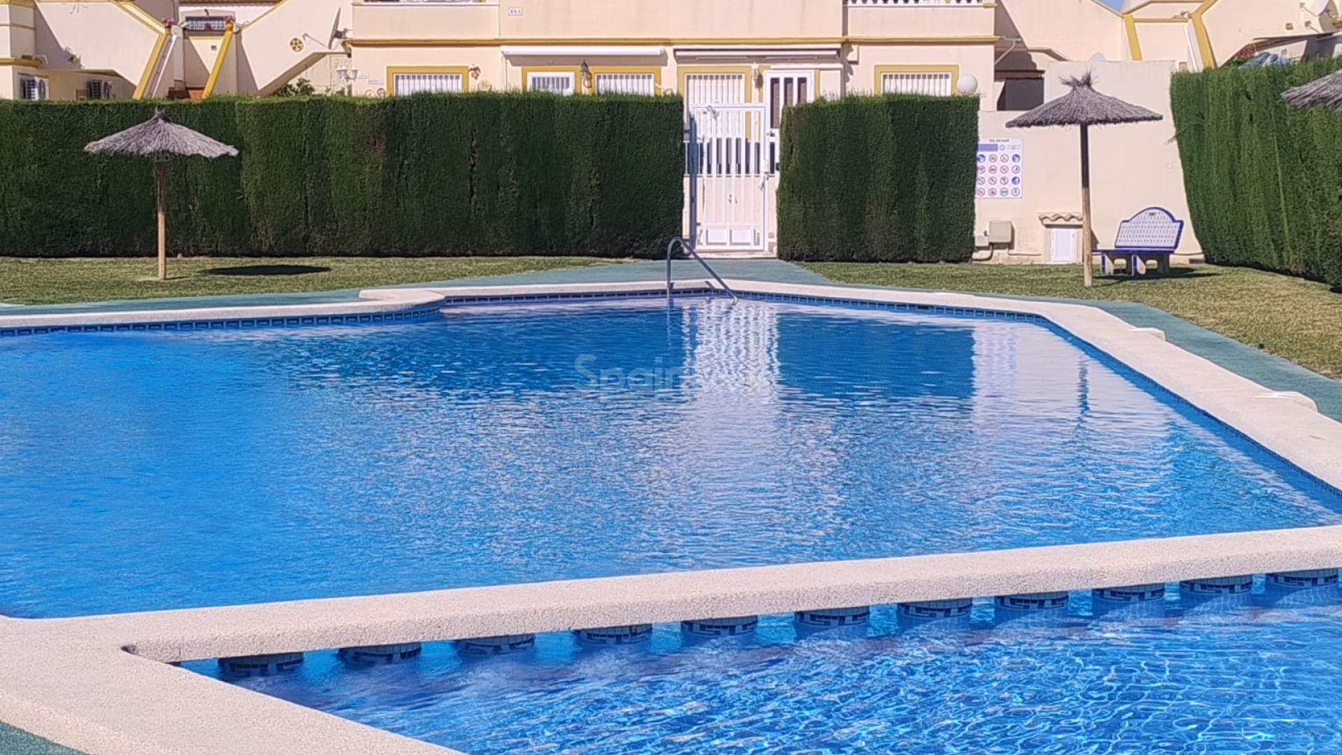 Resale - Apartment -
Orihuela - Costa Blanca Sur
