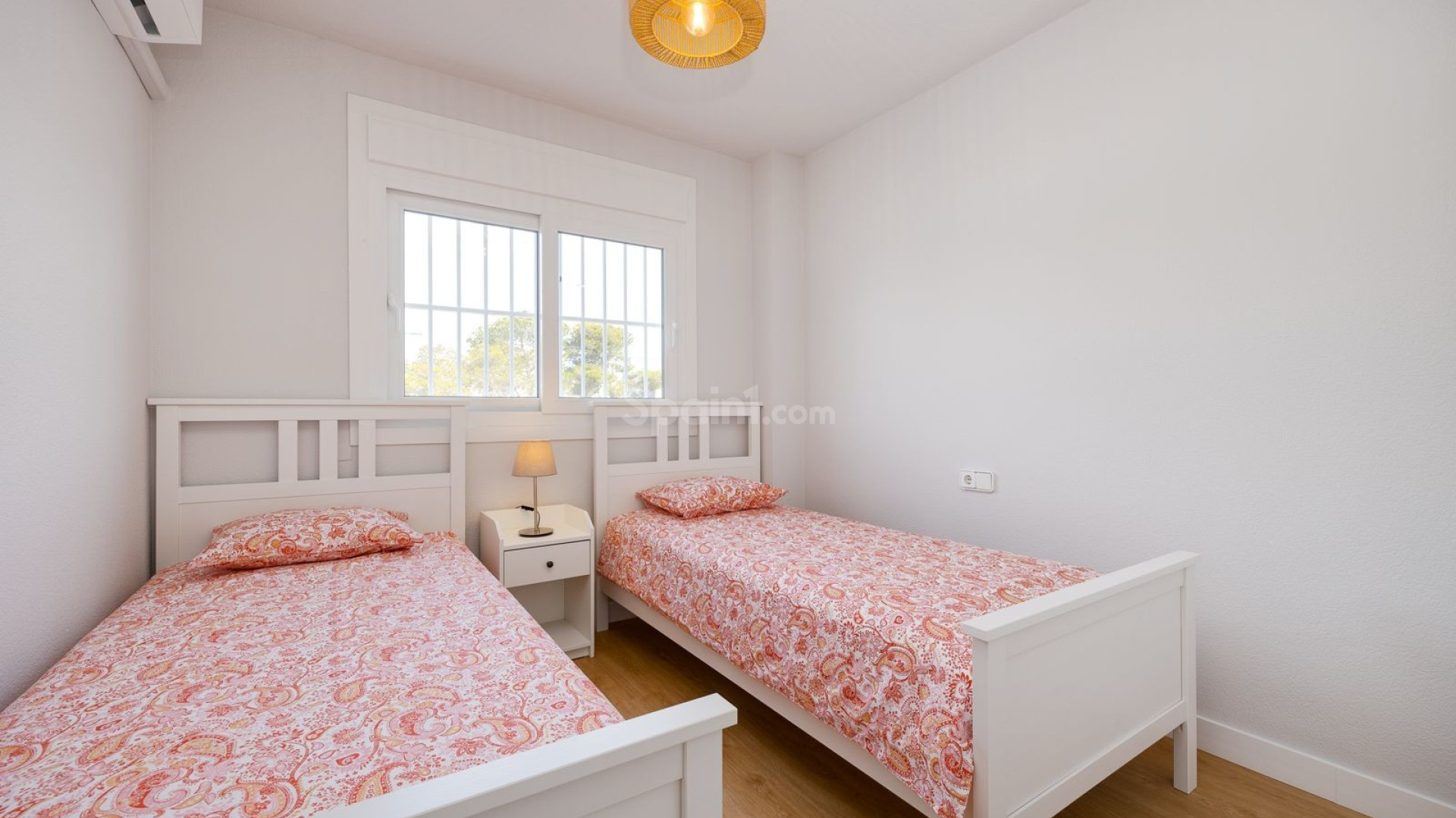 Resale - Apartment -
Orihuela Costa - Cabo Roig