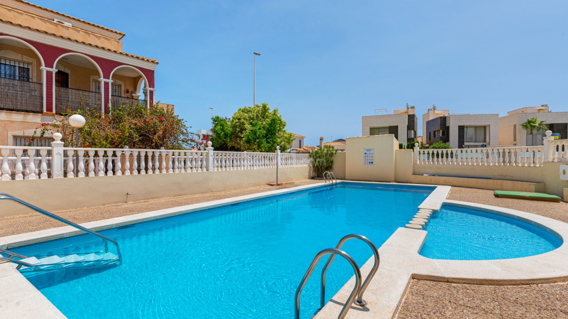 Resale - Apartment -
Orihuela Costa - La Zenia