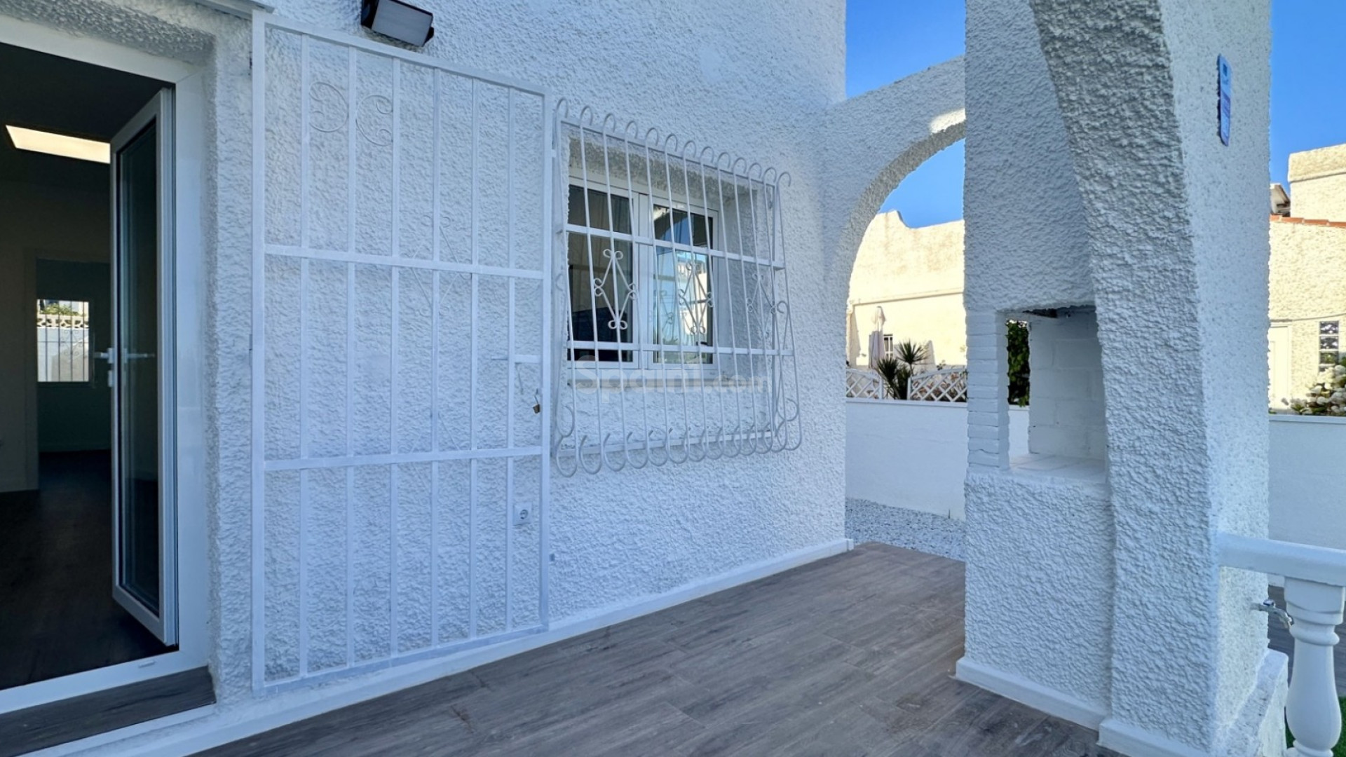 Resale - Apartment -
Orihuela Costa - Las Filipinas