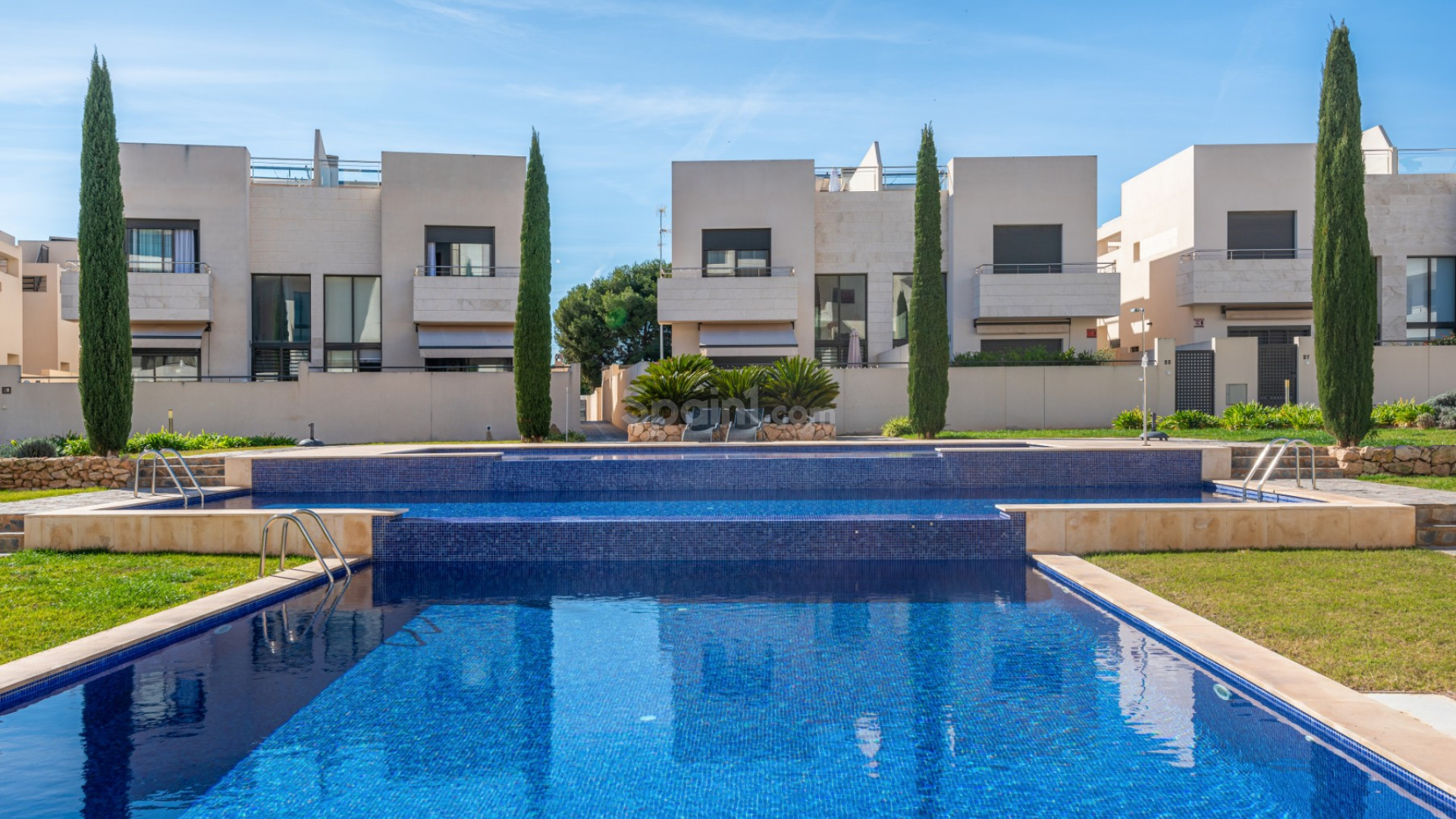 Resale - Apartment -
Orihuela Costa - Los Dolses