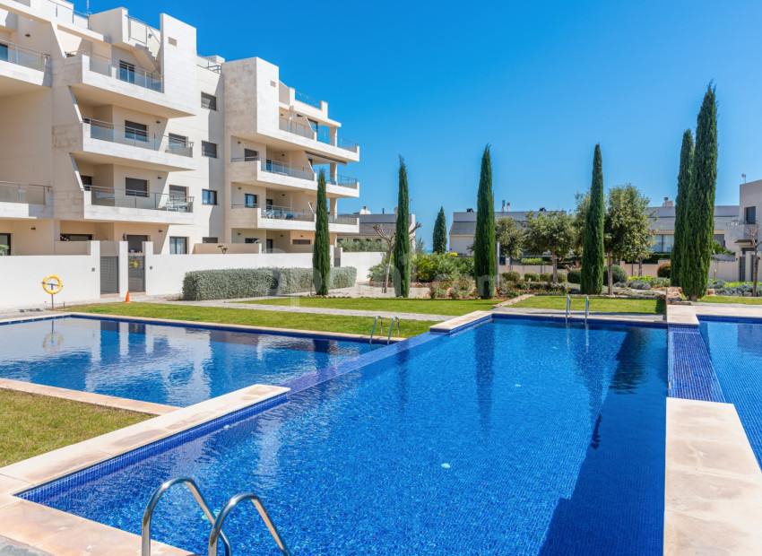 Resale - Apartment -
Orihuela Costa - Los Dolses