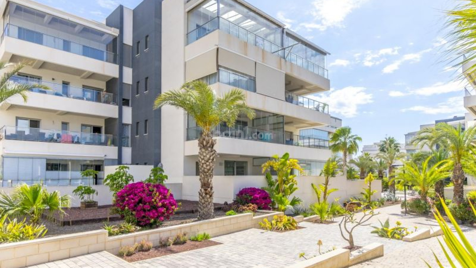 Resale - Apartment -
Orihuela Costa - Los Dolses