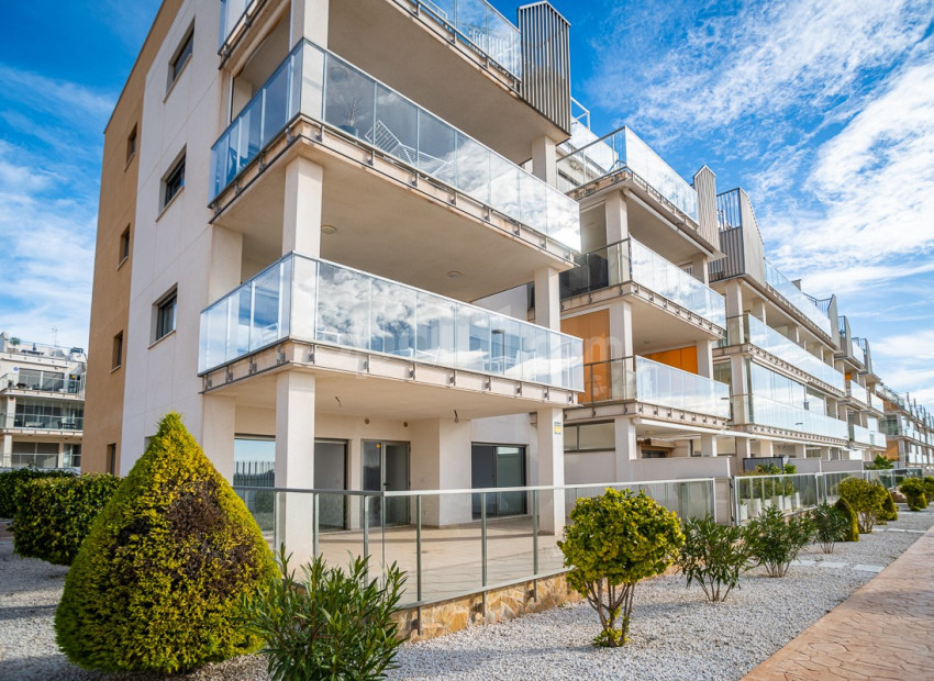 Resale - Apartment -
ORIHUELA COSTA - Los Dolses
