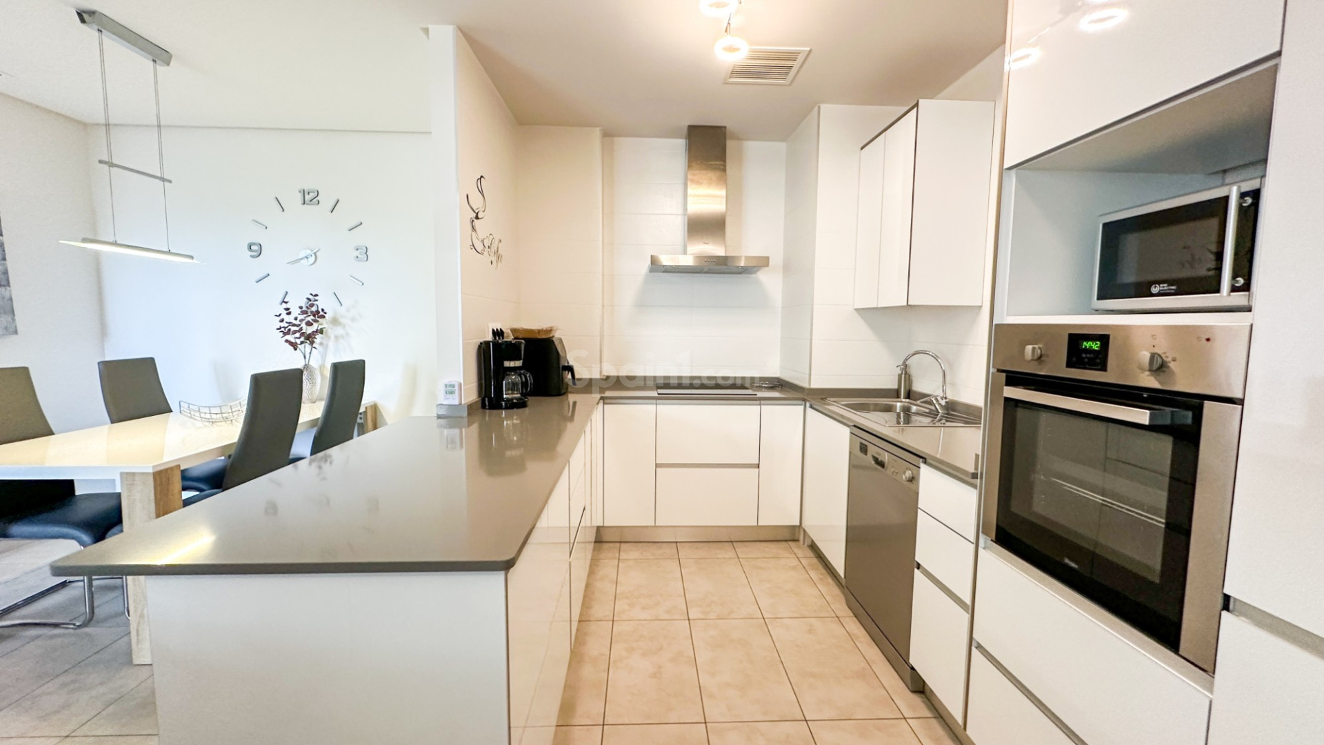 Resale - Apartment -
Orihuela Costa - Los Dolses