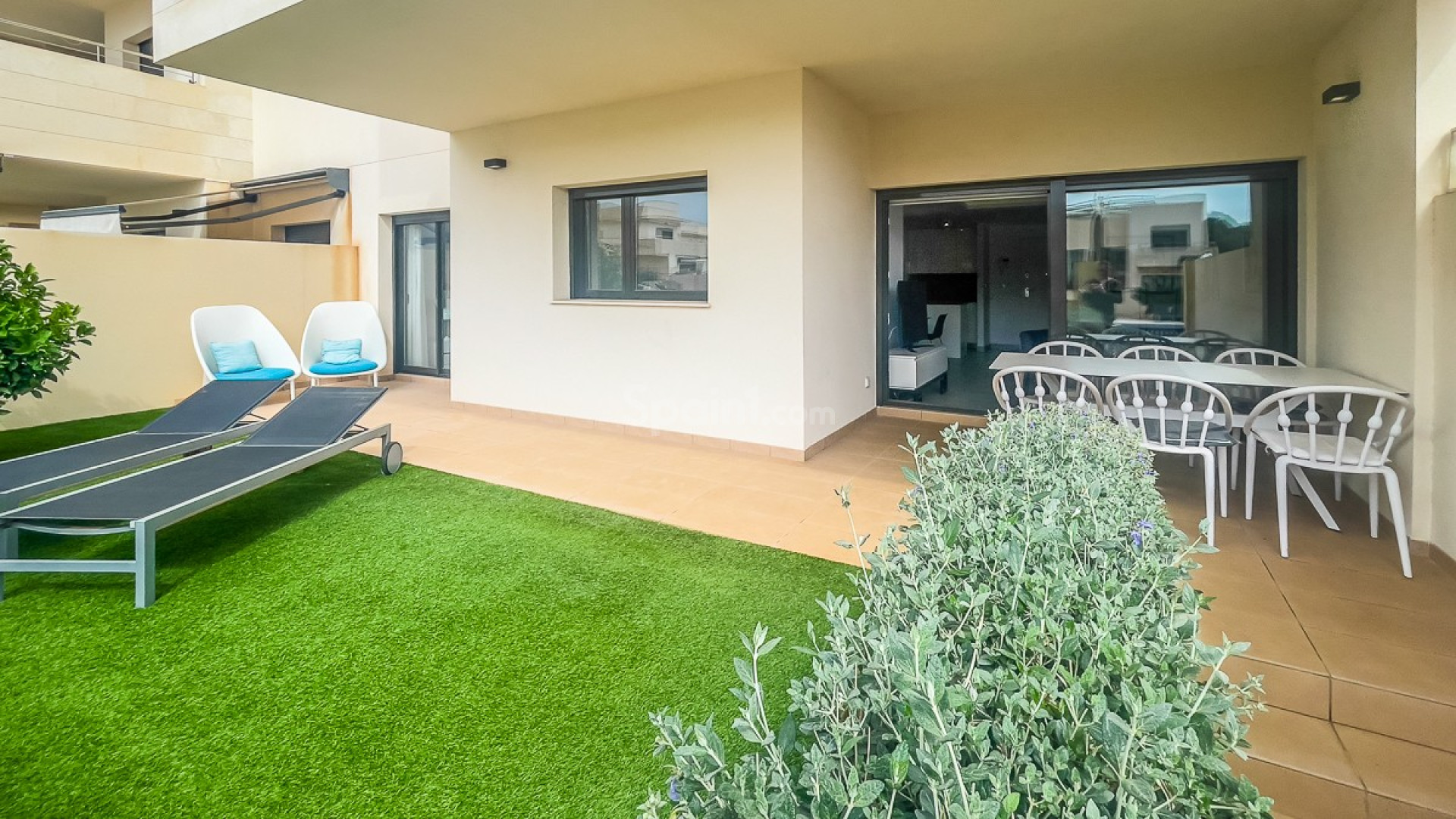 Resale - Apartment -
ORIHUELA COSTA - Orihuela Costa