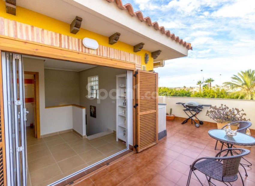 Resale - Apartment -
Orihuela Costa - Playa Flamenca