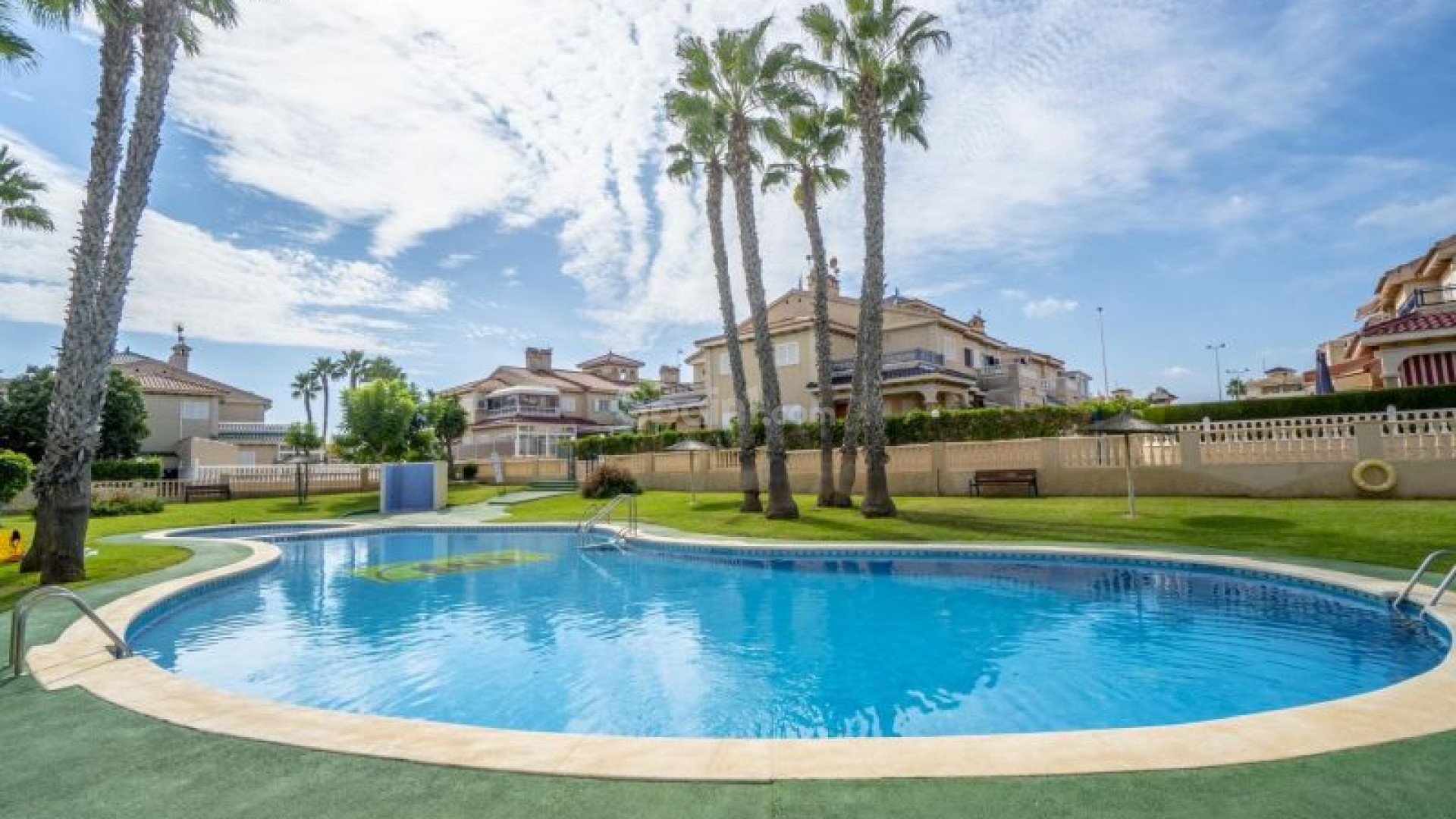 Resale - Apartment -
Orihuela Costa - Playa Flamenca