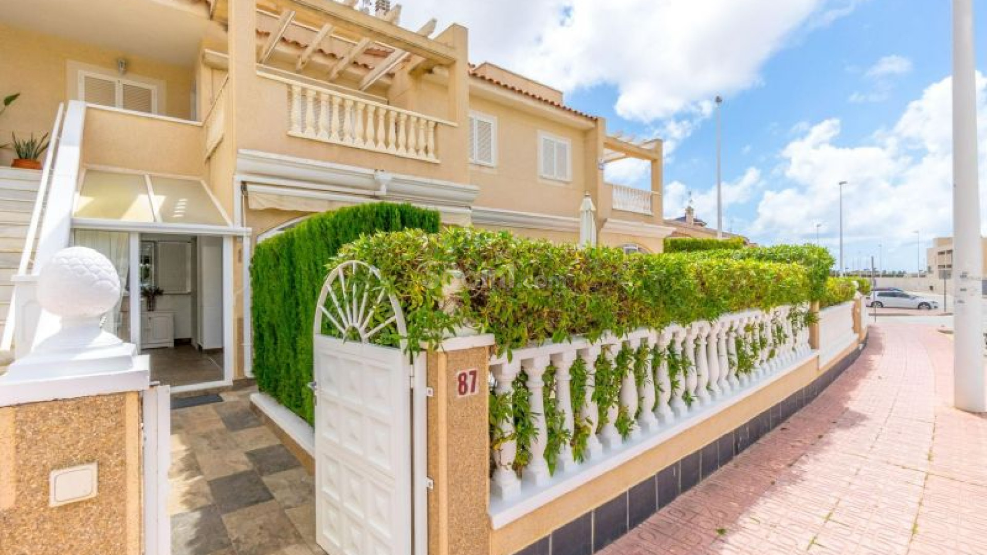 Resale - Apartment -
Orihuela Costa - Playa Flamenca