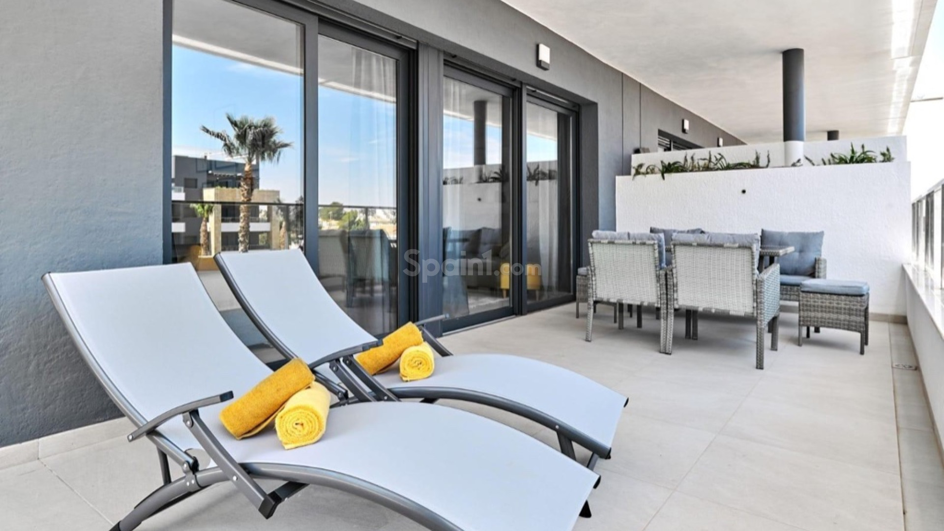 Resale - Apartment -
Orihuela Costa - Playa Flamenca