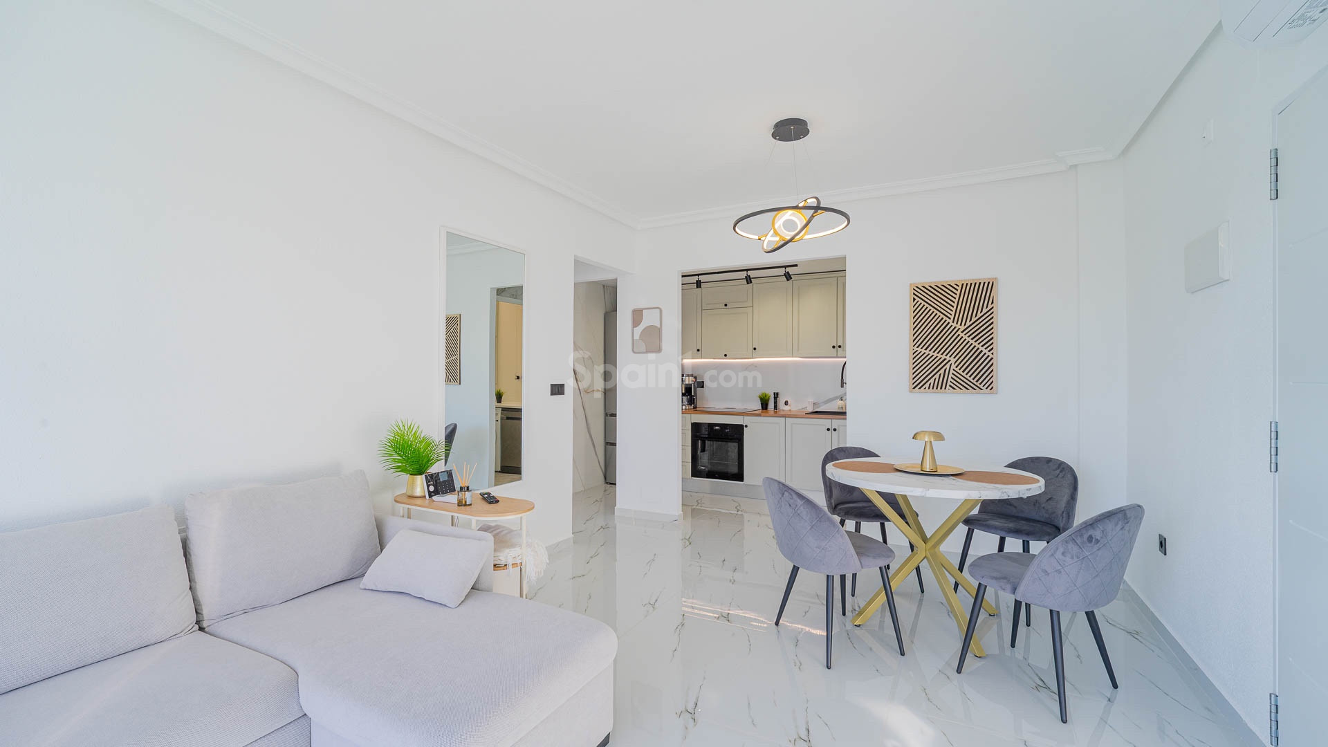 Resale - Apartment -
Orihuela Costa - Playa Flamenca