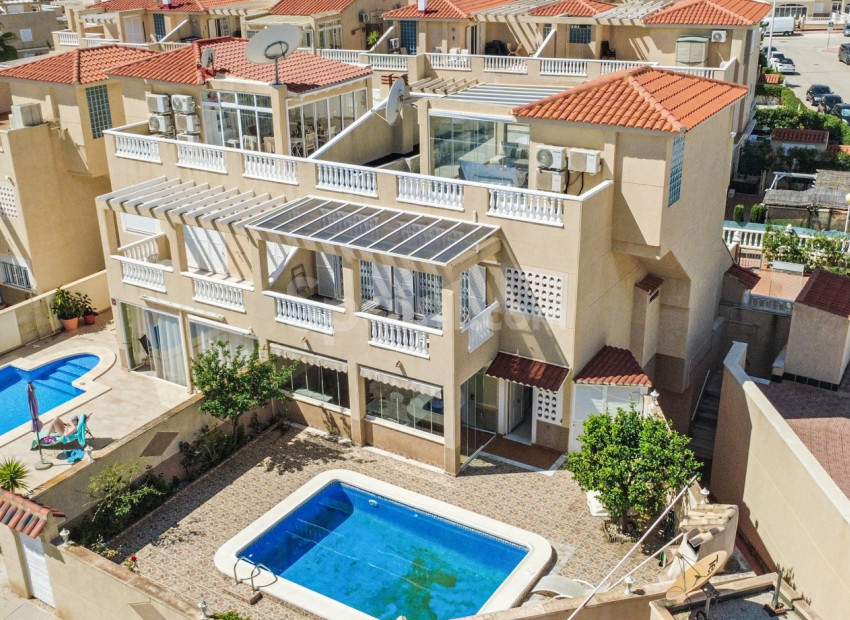 Resale - Apartment -
Orihuela Costa - Playa Flamenca