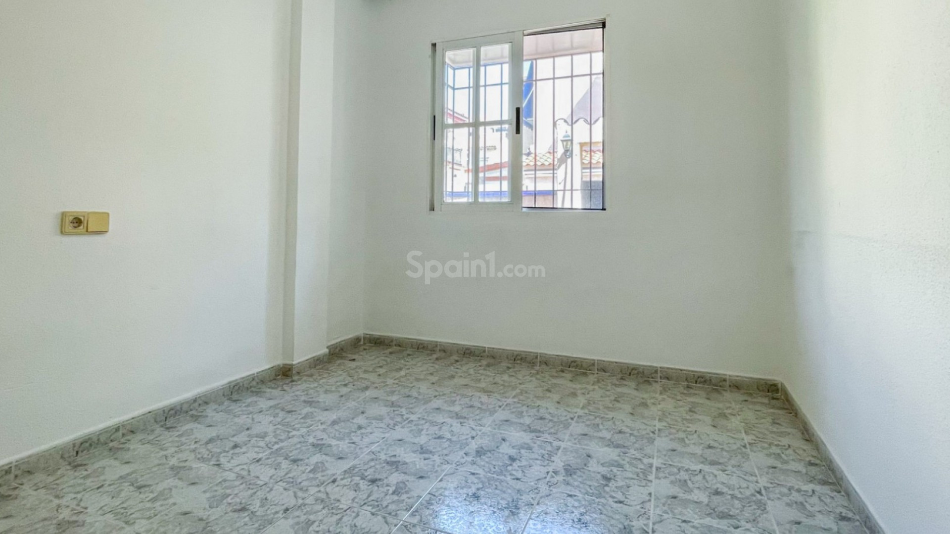 Resale - Apartment -
Orihuela Costa - Playa Flamenca